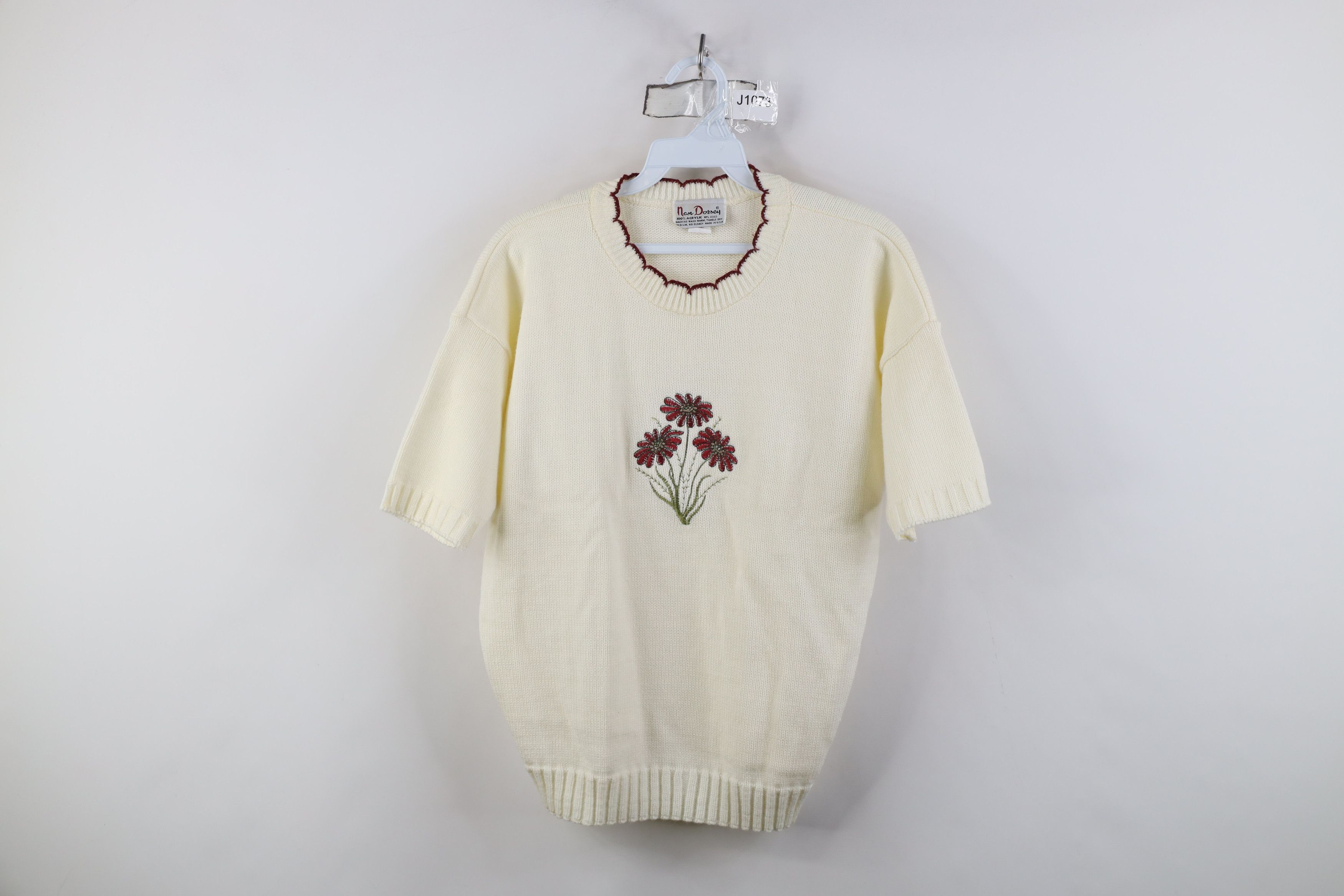 Vintage Vintage 70s Streetwear Knit Short Sleeve Sweater Cream USA Size M / US 6-8 / IT 42-44 - 1 Thumbnail