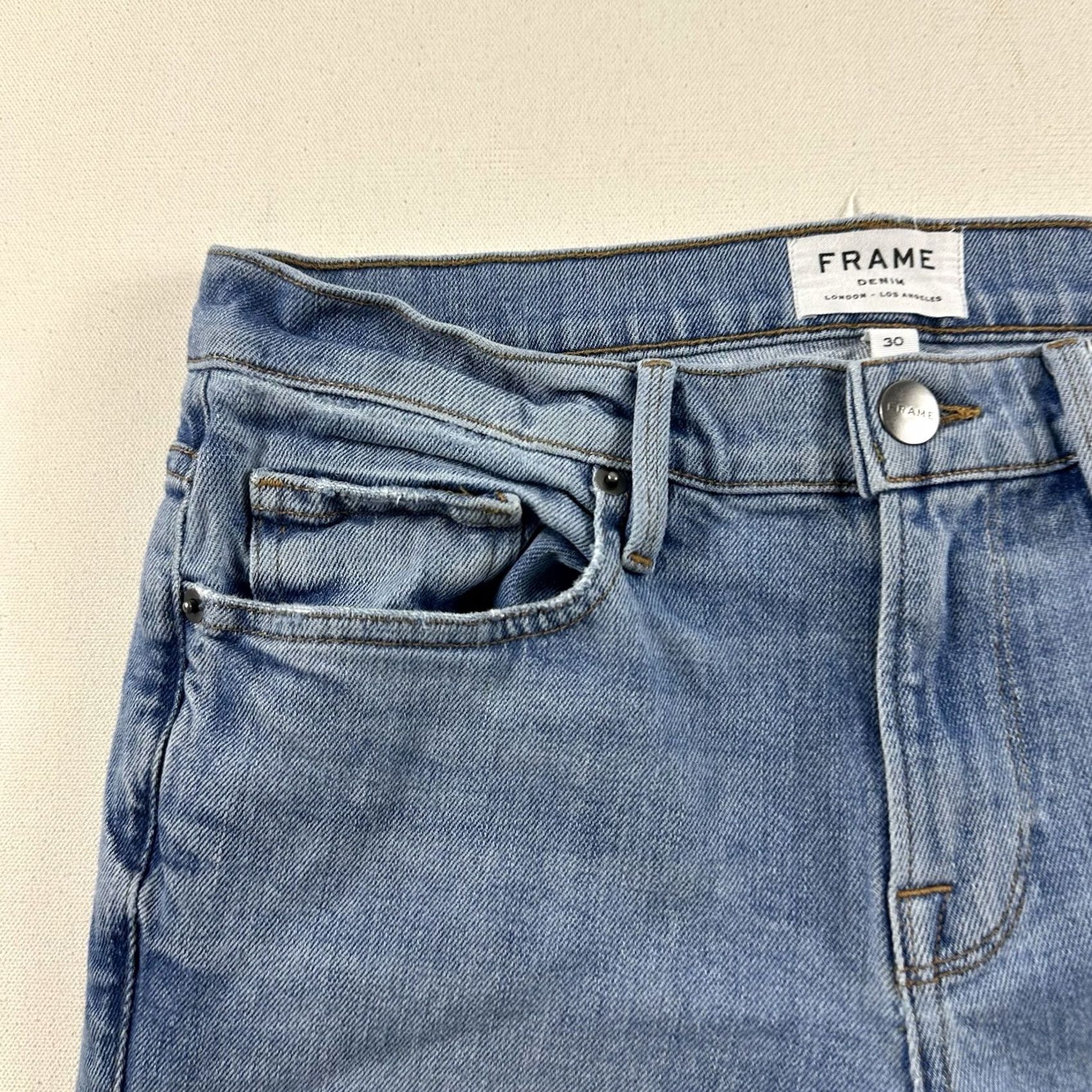 Frame FRAME L'Homme Slim-Fit Jeans Light Wash Adult Mens 30x31 Blue Jeans Slim 5-Pocket Denim Street City USA Mens Size US 30 / EU 46 - 6 Thumbnail