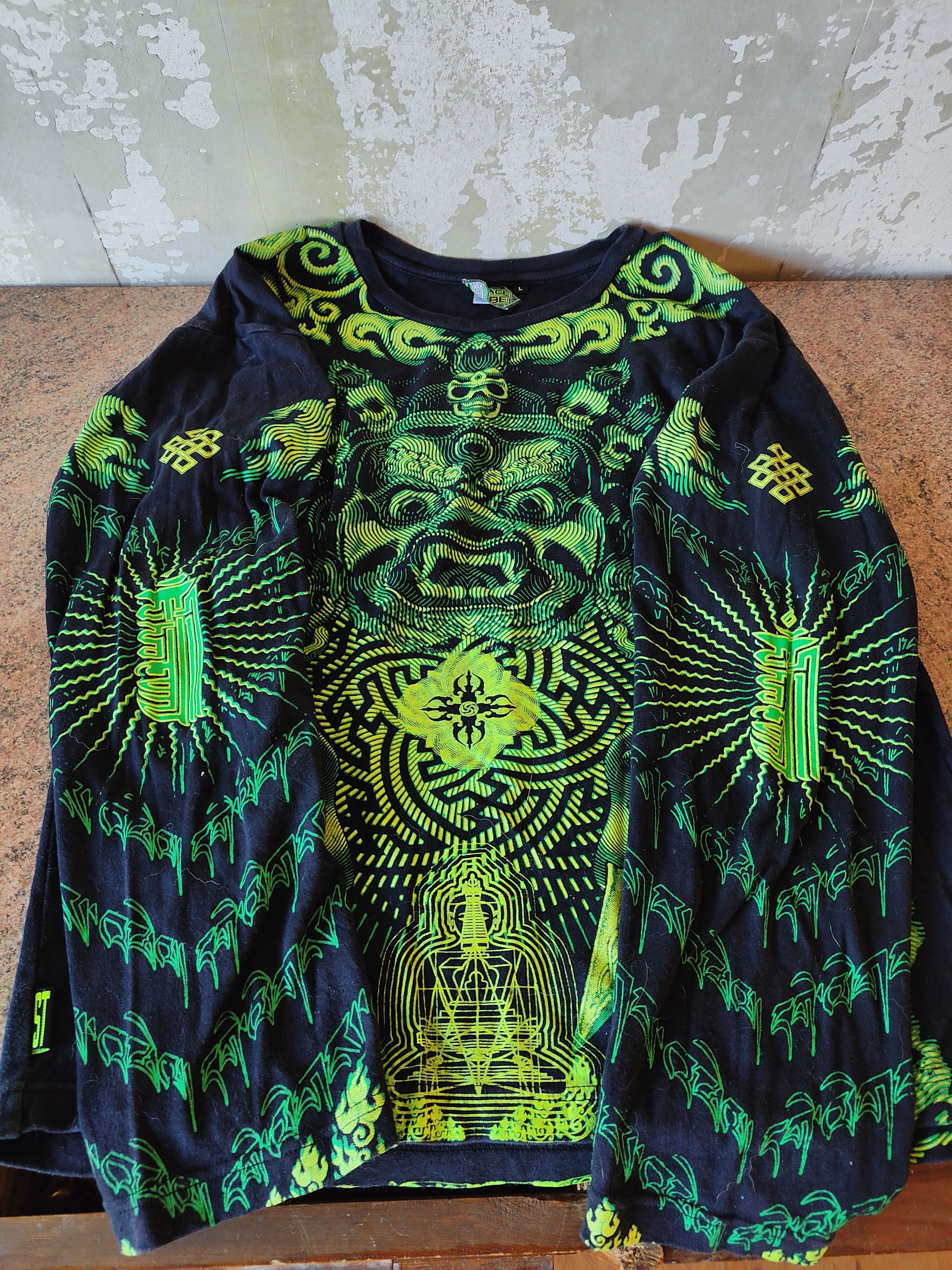 Vintage Vintage space tribe techno rave tribal psytrance Size US L / EU 52-54 / 3 - 3 Thumbnail