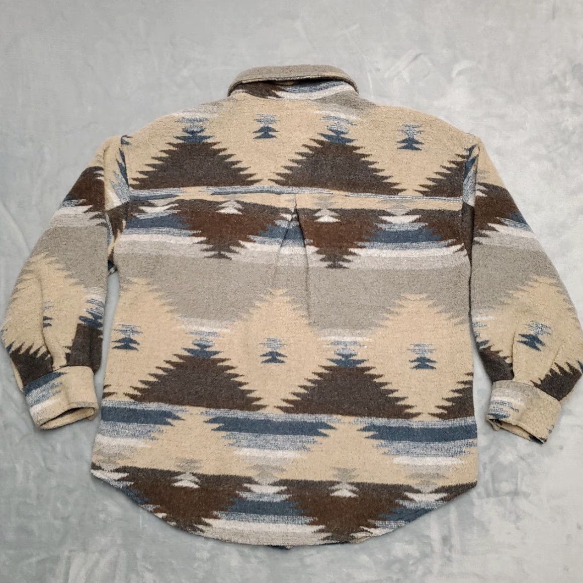 Vintage VINTAGE Outdoor Collection Aztec Fleece Shirt Jacket Shacket Button-Up Wool blend Red Multiolor Plaid Women's S Mens Size S / US 4 / IT 40 - 6 Thumbnail