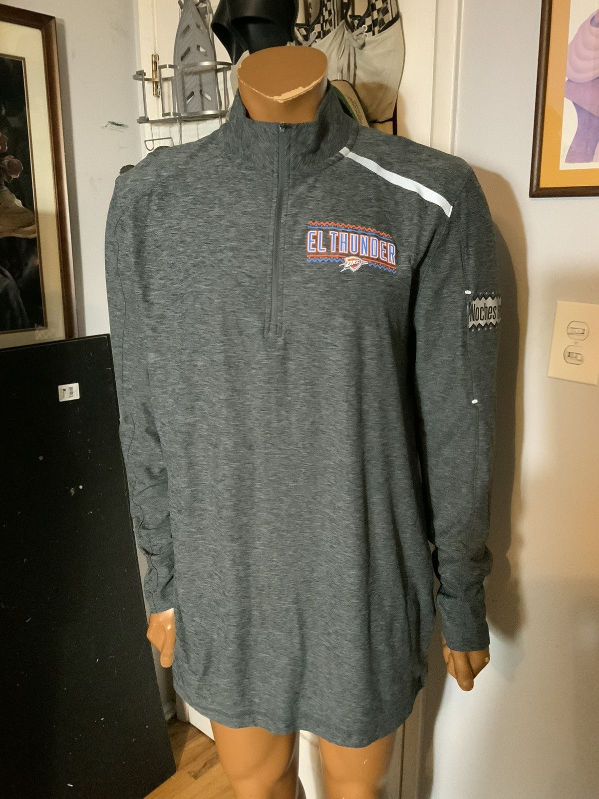 NBA Fanatics Oklahoma City Thunder Hispanic Heritage Pullover Size US L / EU 52-54 / 3 - 7 Thumbnail