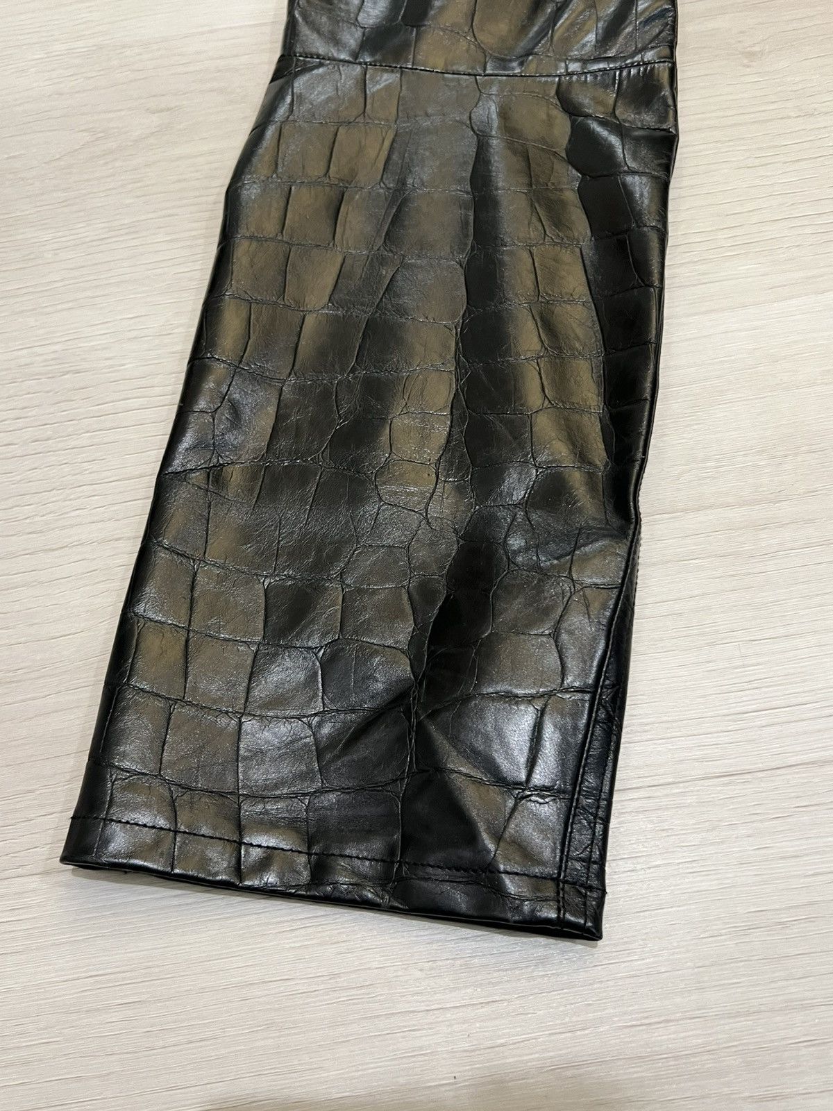 Givenchy Givenchy Croc Embossed Leather Pants Size US 32 / EU 48 - 14 Thumbnail