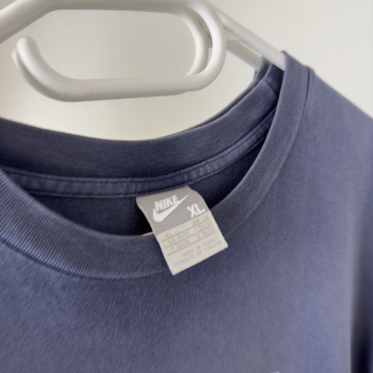 Nike Vintage Faded Nike Just Do It T-shirt Y2K Style Oversized Size US XL / EU 56 / 4 - 6 Thumbnail