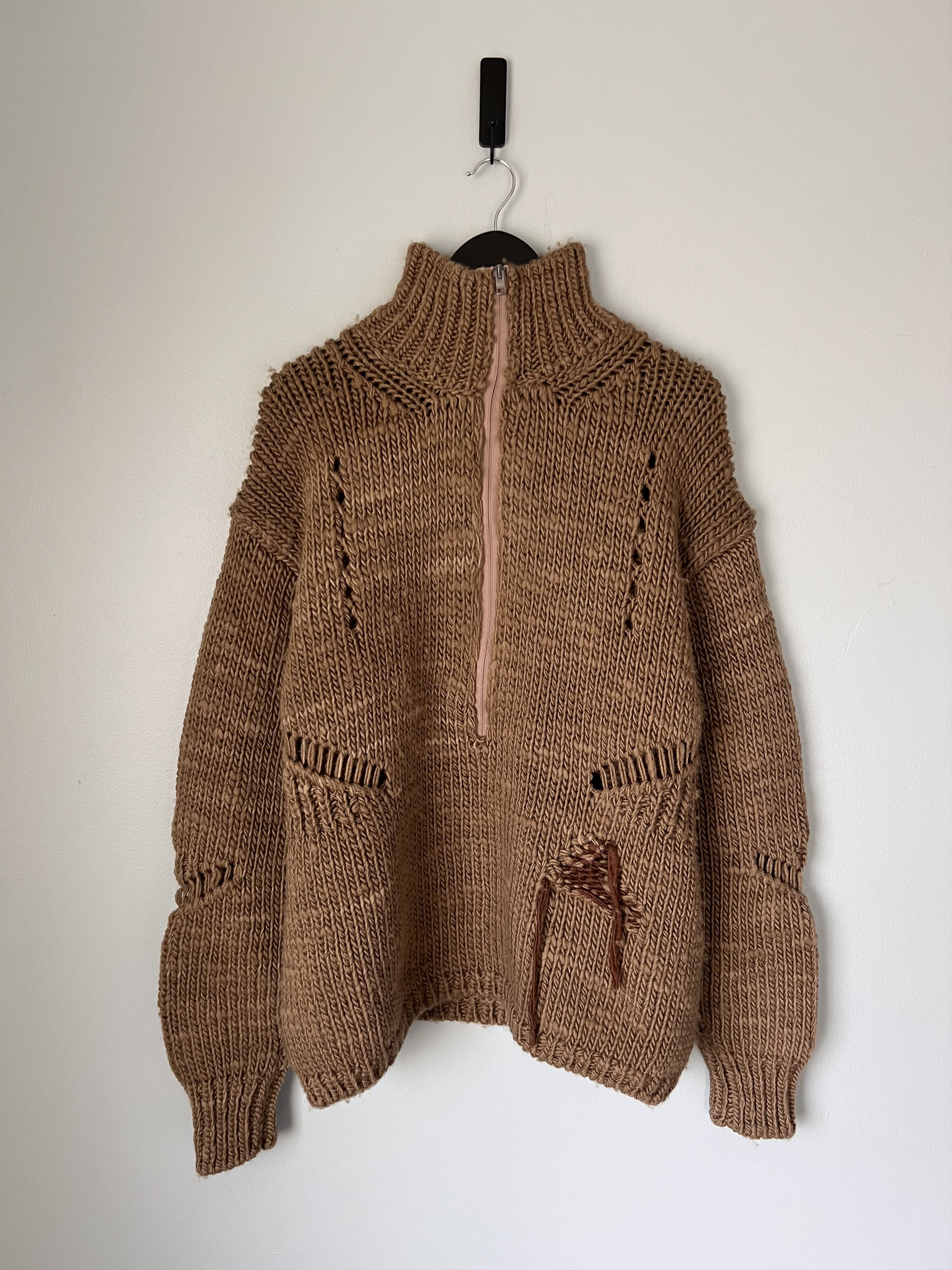 ROA ROA Winter Hand Made Zip Up Sweater in Light Brown Size US L / EU 52-54 / 3 - 1 Thumbnail