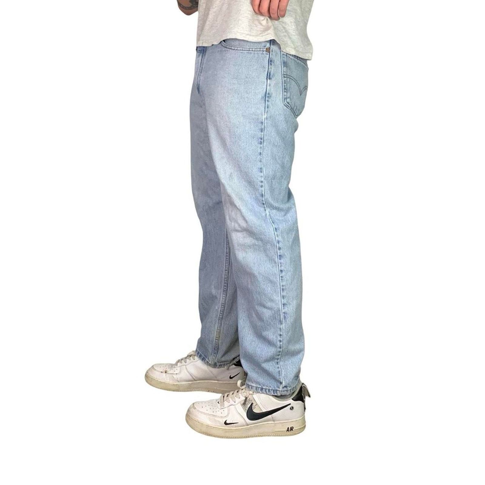 Levi's × Vintage Vintage Levi 550 Light Wash Distressed Straight Leg Jeans Size US 36 / EU 52 - 2 Thumbnail