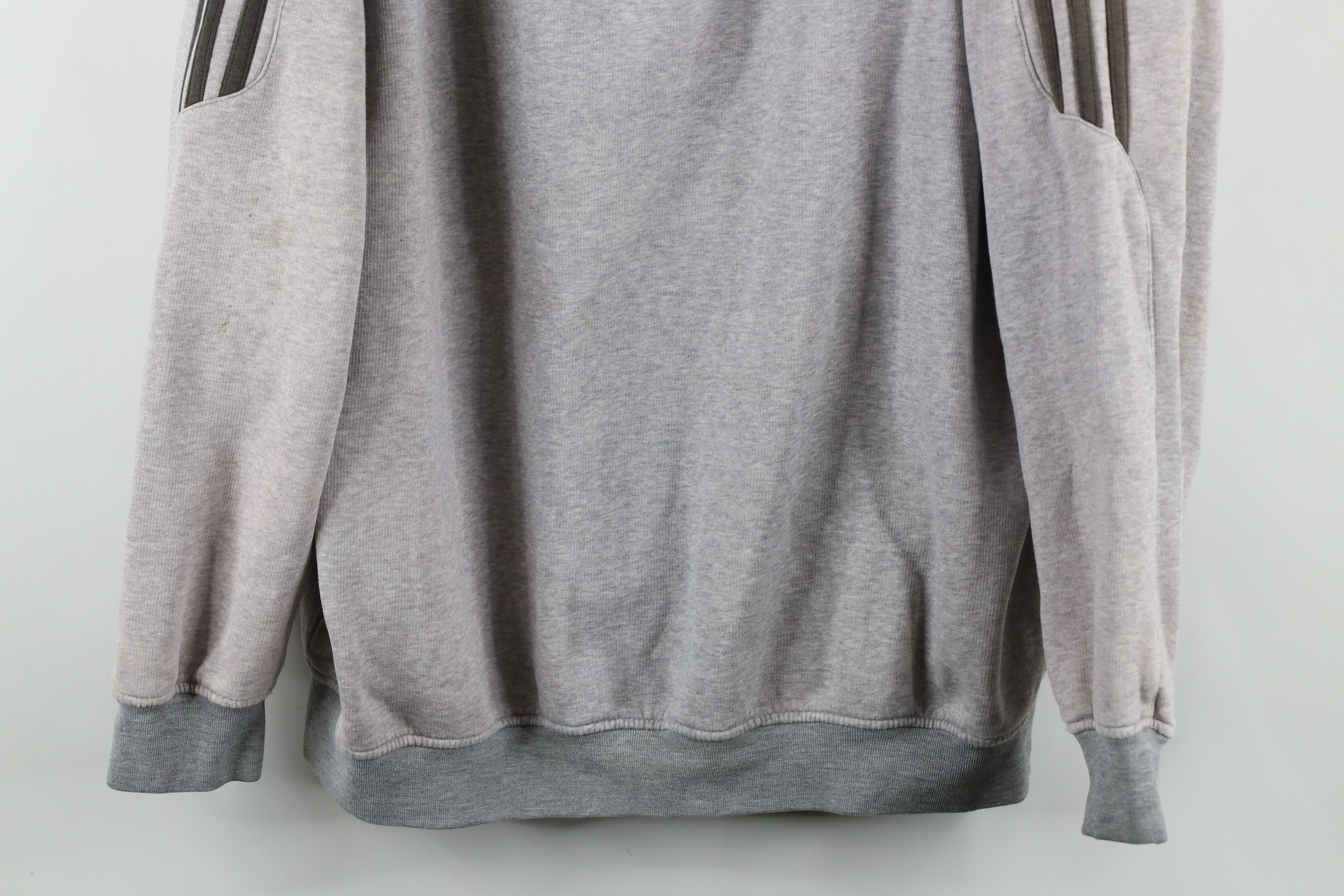 Adidas × Vintage Vintage Adidas Spell Out Striped Crewneck Sweatshirt Gray Size US L / EU 52-54 / 3 - 3 Thumbnail