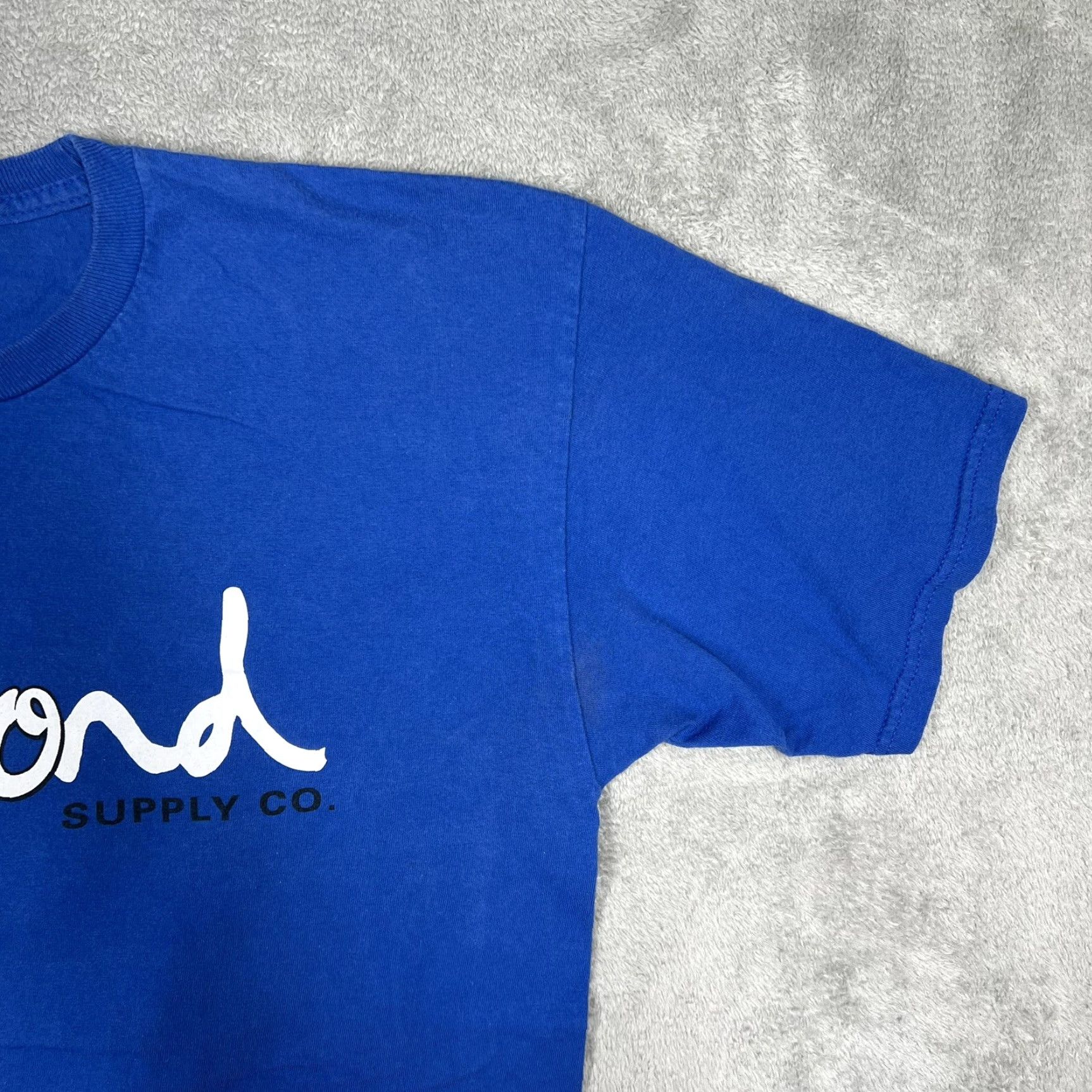 Diamond Supply Co. Diamond Supply Co. X Oneness KENTUCKY LIFE T-Shirt Royal Blue Mens L Logo Argyle Diamond Kentucky Wildcats Basketball Football 90s? No — (Vintage: No) Size US L / EU 52-54 / 3 - 2 Thumbnail