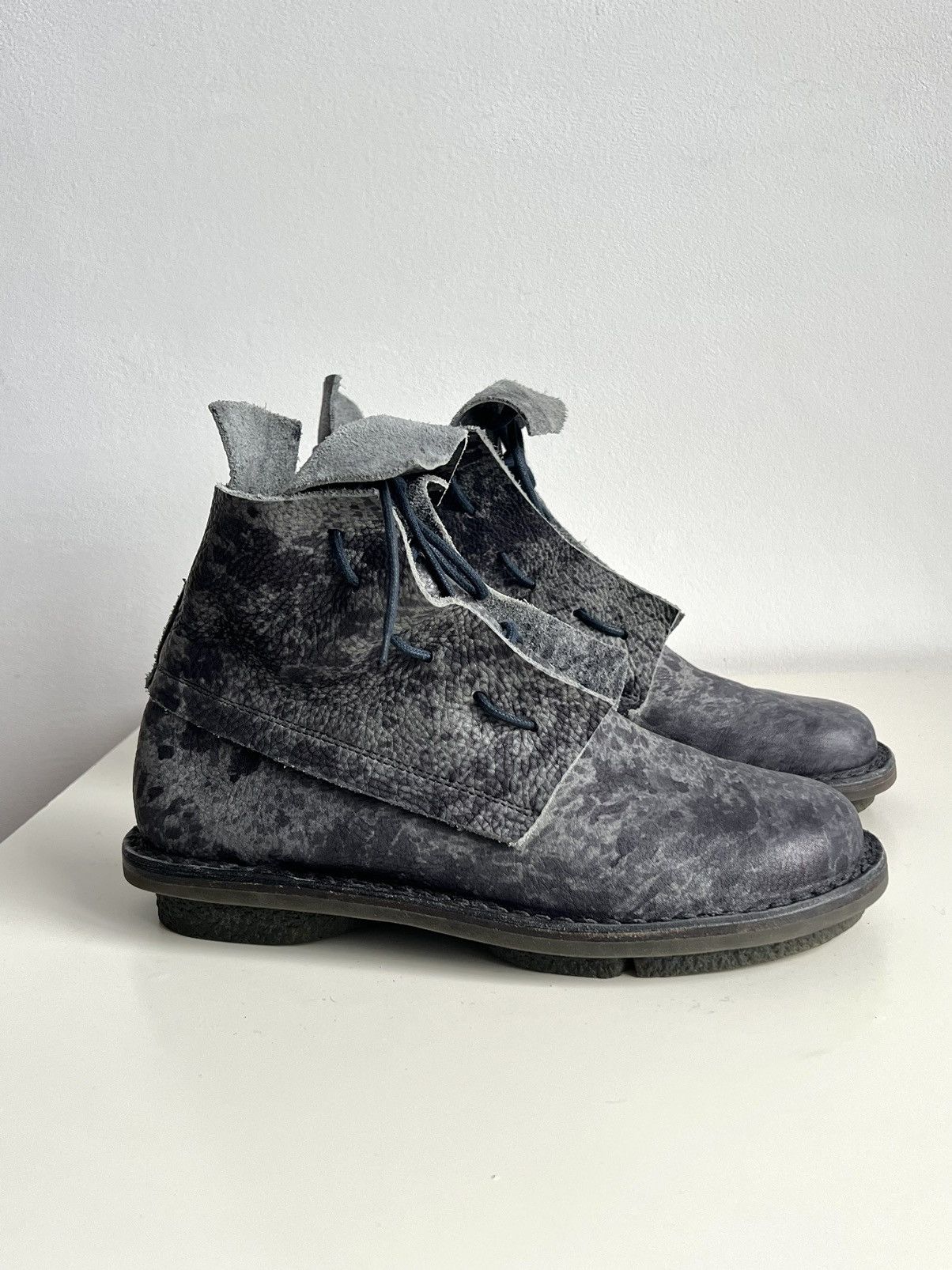 Trippen Trippen Solid Indigo Drip Leather Ankle Boots Size US 7.5 / EU 40-41 - 1 Thumbnail