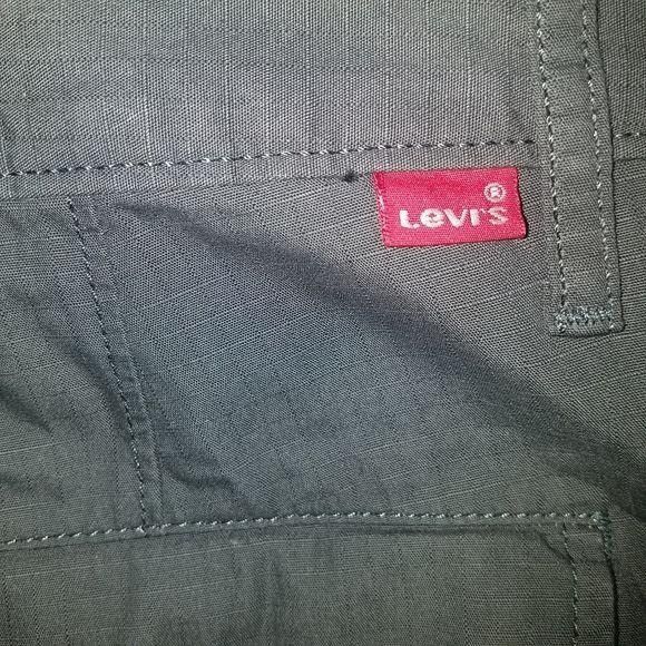 Levi's Levi's Cargo Shorts. Size 40 Size US 40 / EU 56 - 4 Thumbnail