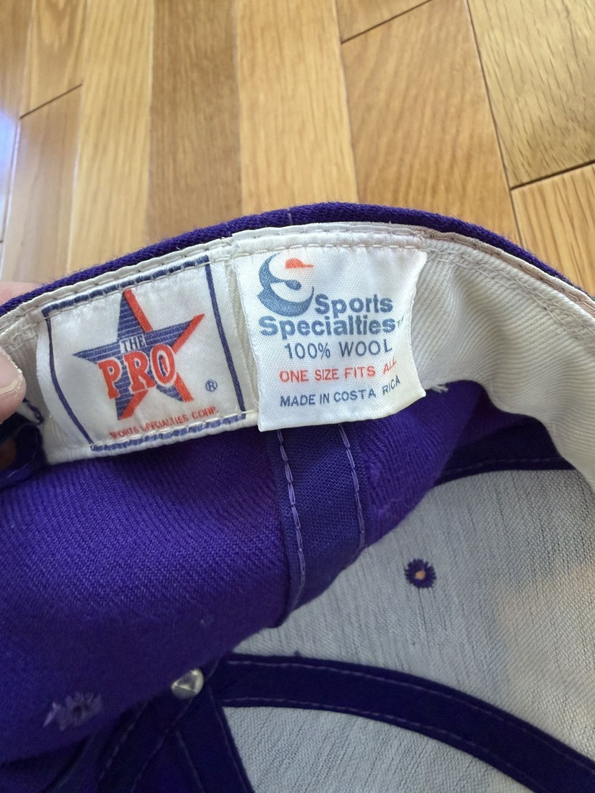 Sports Specialties Vintage Sports Specialities Lakers Hat Size ONE SIZE - 4 Thumbnail
