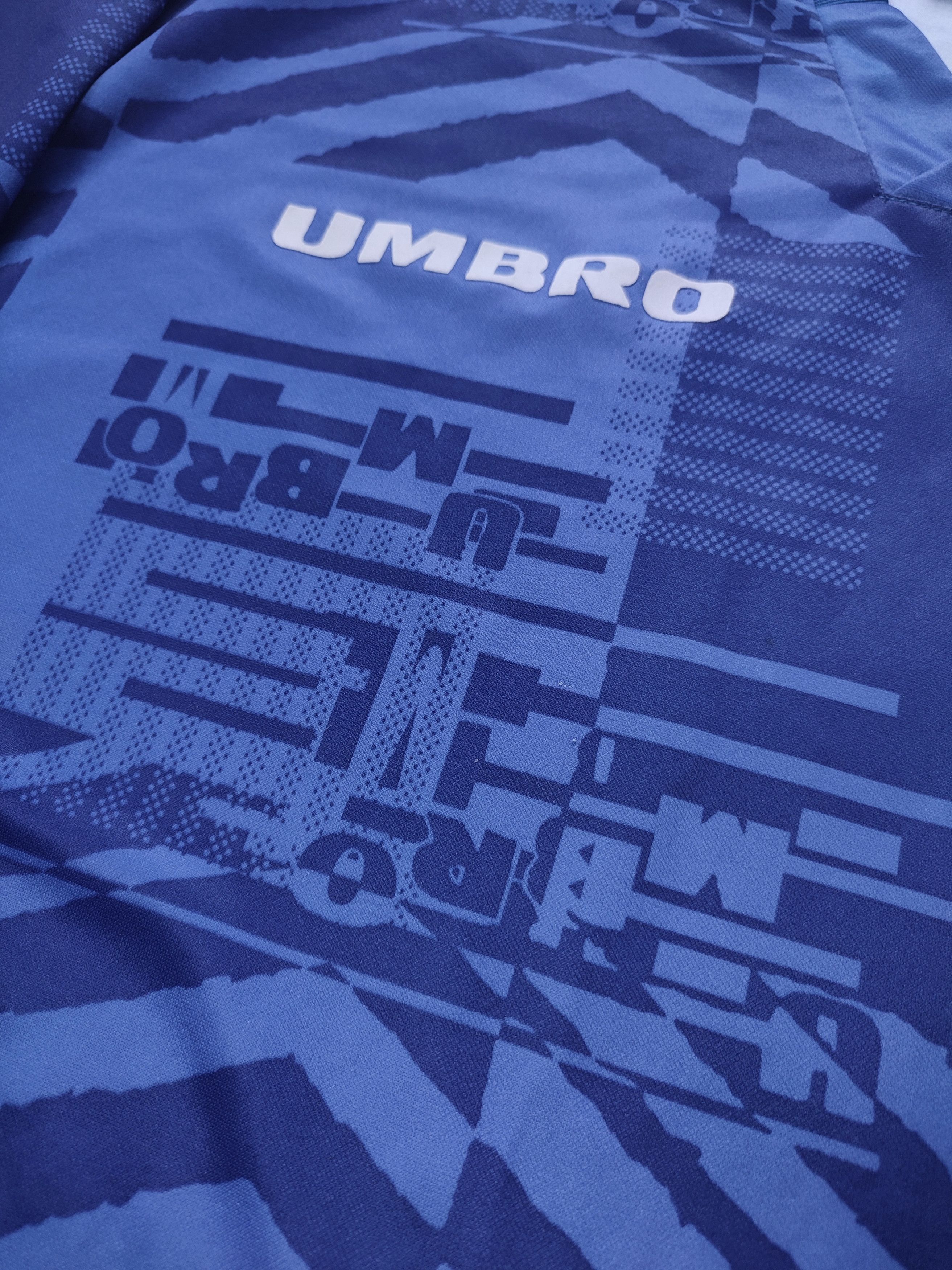 Umbro × Vintage Vintage Umbro Monogram Jersey Shirt Size US XL / EU 56 / 4 - 5 Thumbnail