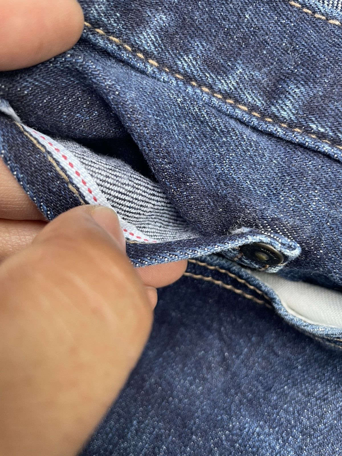 Japanese Brand × Uniqlo Uniqlo Kaihara Selvedge Denim Size US 37 - 19 Thumbnail