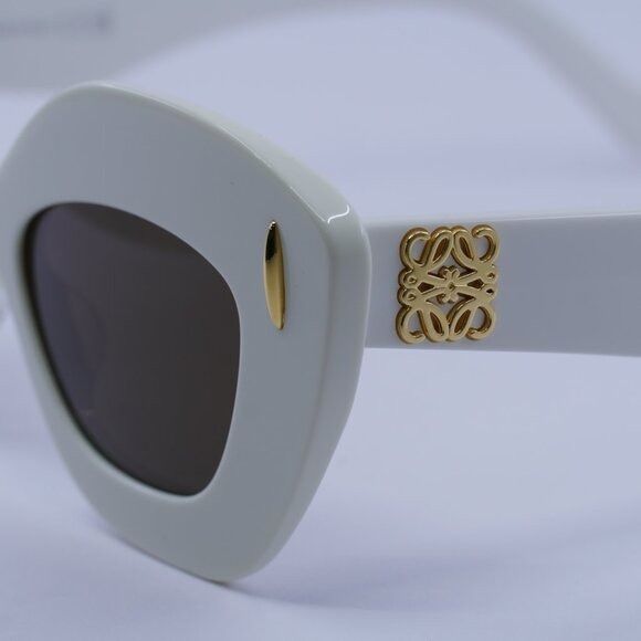 Loewe Loewe LW40127I 25E Sunglasses Ivory Cat Eye Frame, Brown Size ONE SIZE - 9 Thumbnail