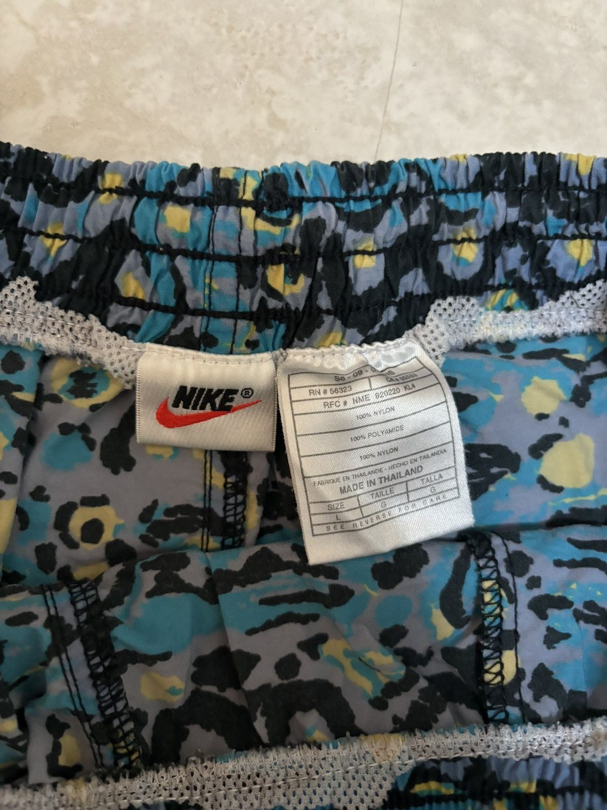 Nike Rare Vintage 90s Nike Starry Night Abstract Geometric Art Size US 30 / EU 46 - 3 Thumbnail