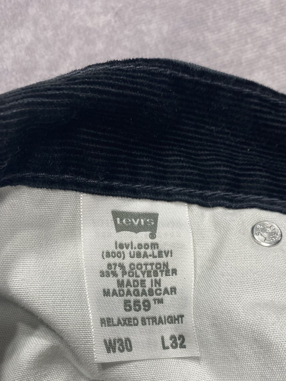 Levi's Vintage Clothing 90’s Vintage Levi Strauss 559 Black Corduroy Pants Size US 30 / EU 46 - 4 Thumbnail
