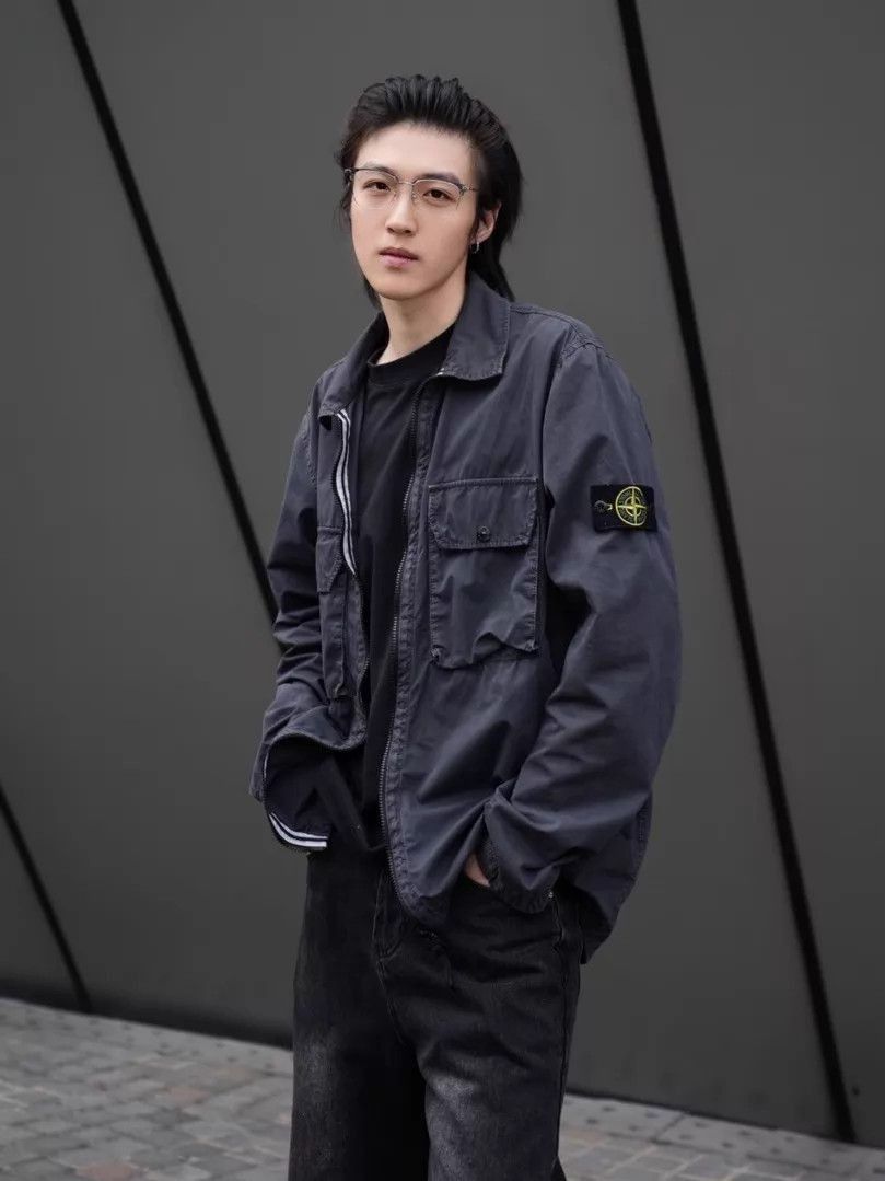 Stone Island Blue Lightweight Jacket with Zip and Pockets Size US L / EU 52-54 / 3 - 1 Thumbnail