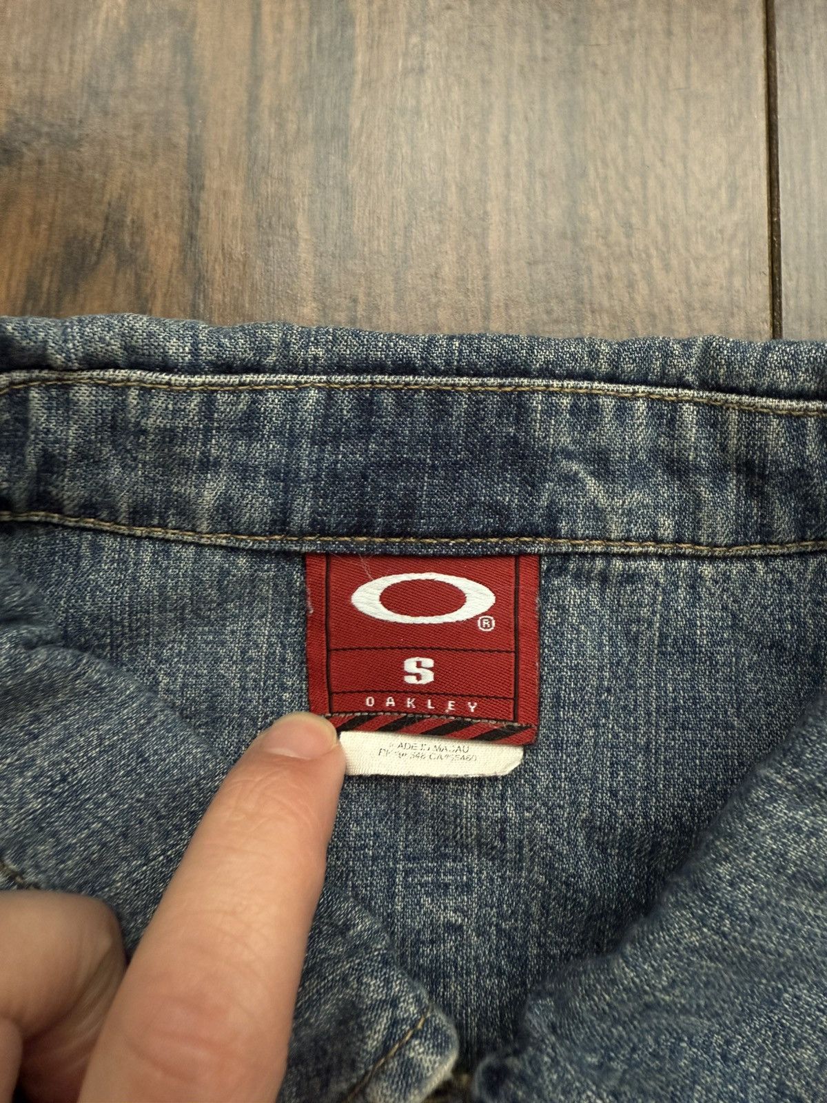 Oakley Oakley Archival Vintage Engineered Style Denim Long Sleeve Size US S / EU 44-46 / 1 - 7 Thumbnail