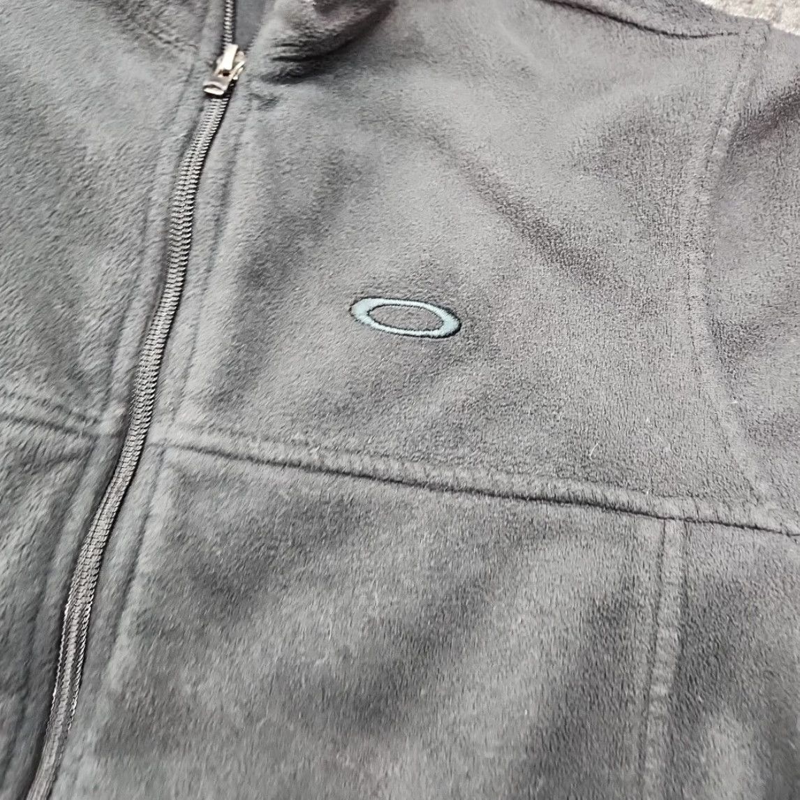 Oakley VINTAGE Oakley Jacket Men M Full Zip Athletic Black Fleece Long Sleeve Front Pockets Size US M / EU 48-50 / 2 - 6 Thumbnail