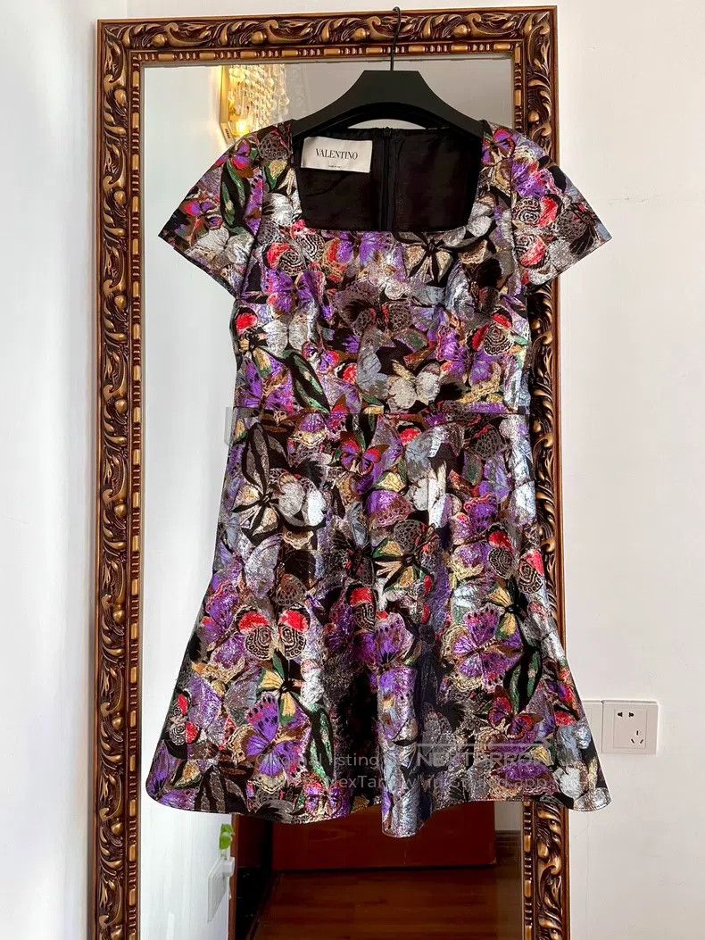 Valentino Valentino Butterfly embroidered dress Size M / US 6-8 / IT 42-44 - 1 Thumbnail