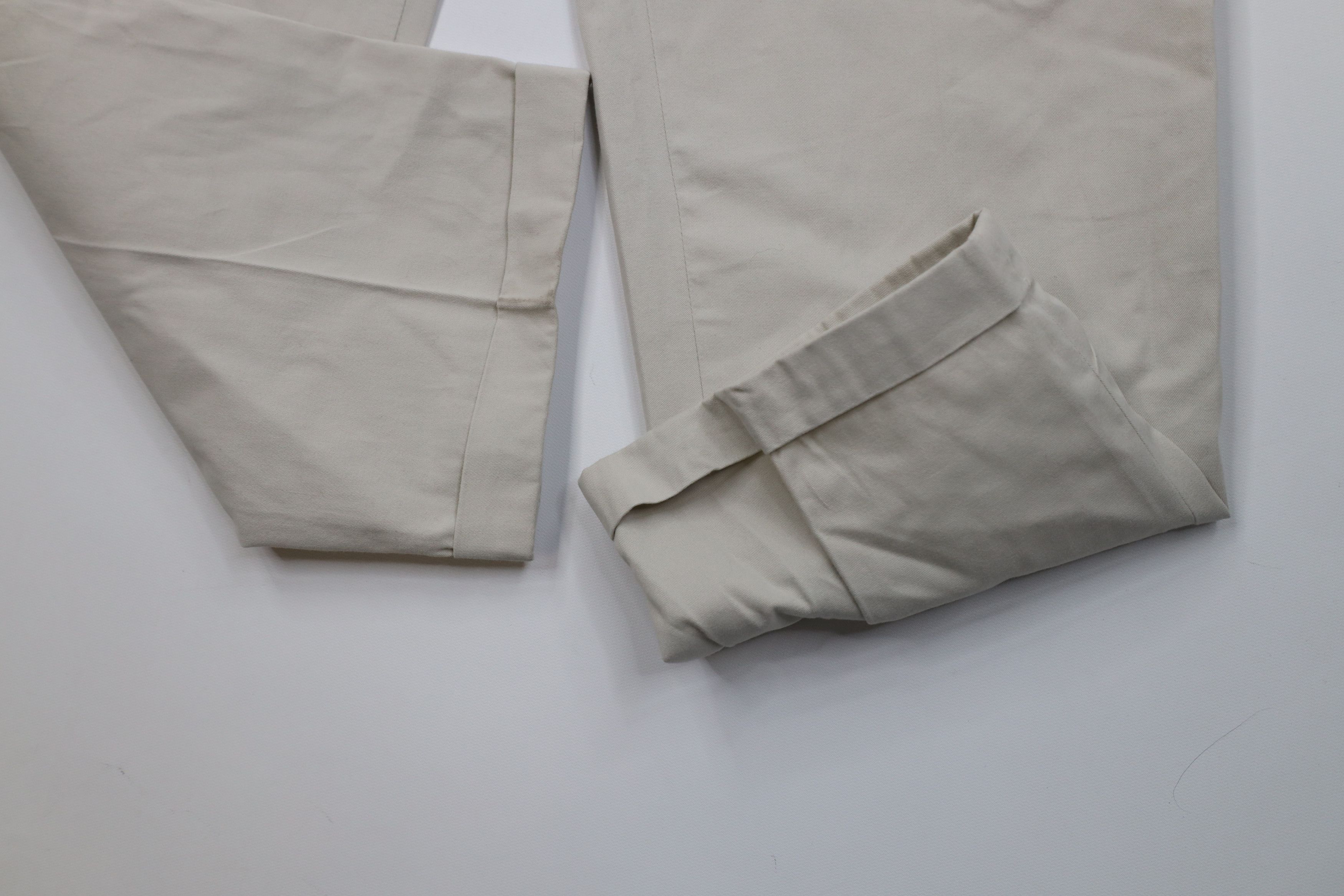 Eddie Bauer Vintage 90s Eddie Bauer Pleated Straight Leg Chino Pants USA Size US 34 / EU 50 - 7 Thumbnail