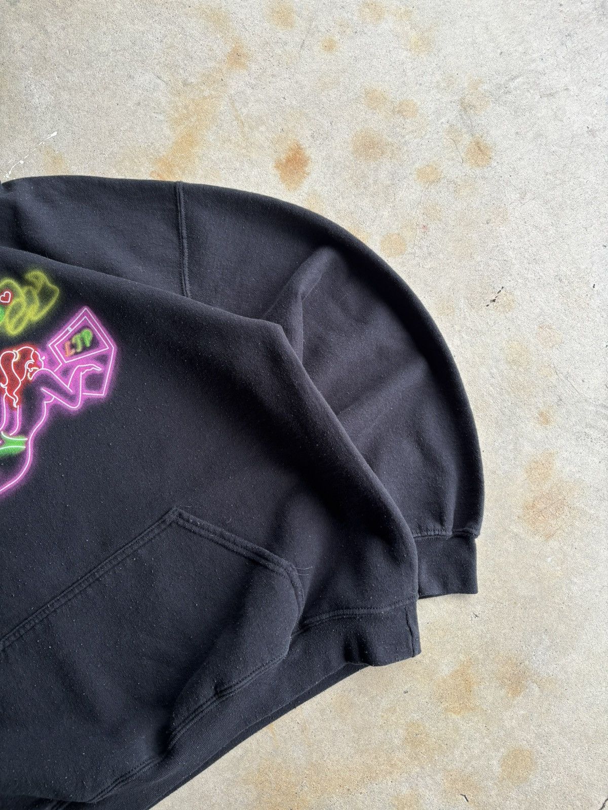 Other Vintage Lena The Plug Neon XXX Boxy Faded Black Grail Hoodie Size US L / EU 52-54 / 3 - 5 Thumbnail