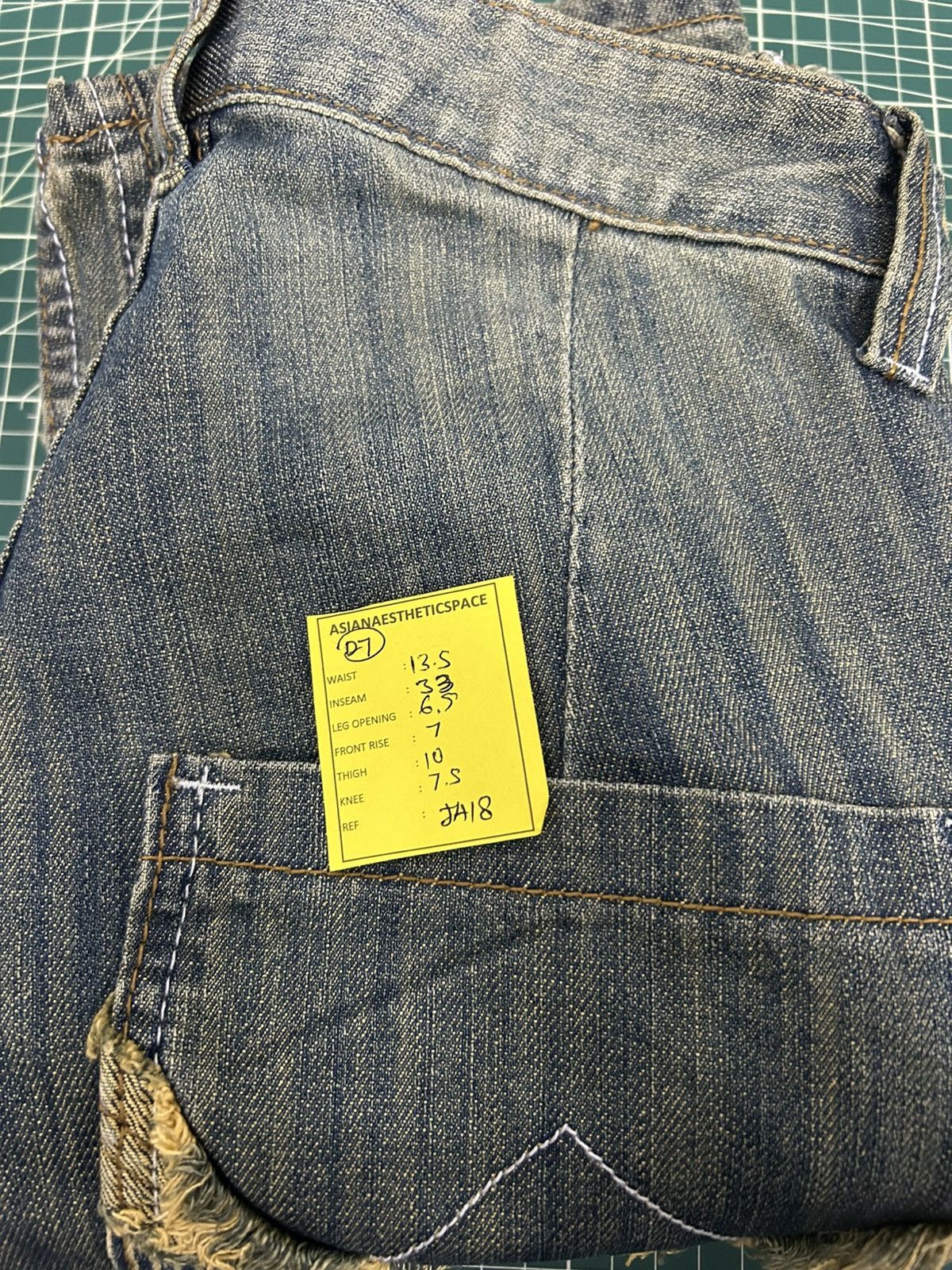 Hysteric Glamour Vintage Campus Crew Mud Washed Whisker Low Rise Size 27" / US 4 / IT 40 - 12 Thumbnail