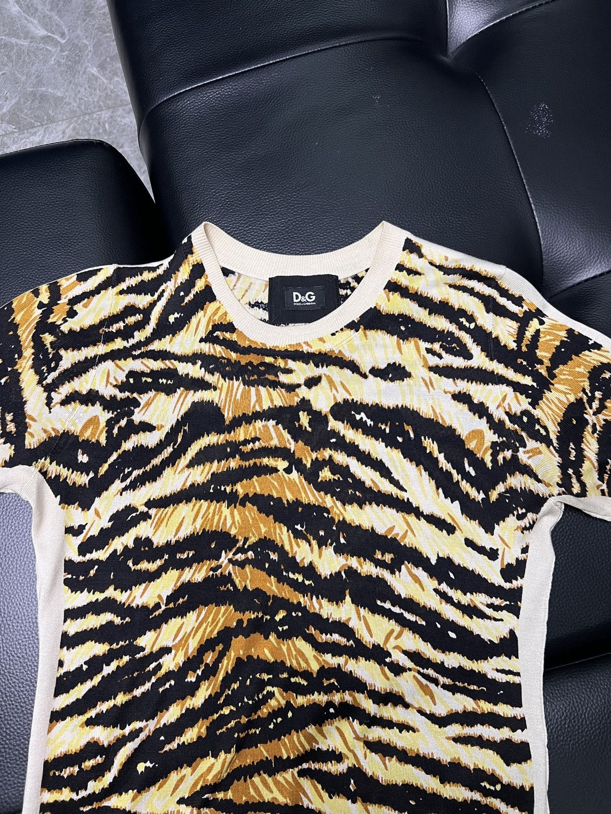Dolce & Gabbana Dolce&Gabbana by D&G Tiger Pattern Knit Short Sleeve Size S / US 4 / IT 40 - 3 Thumbnail