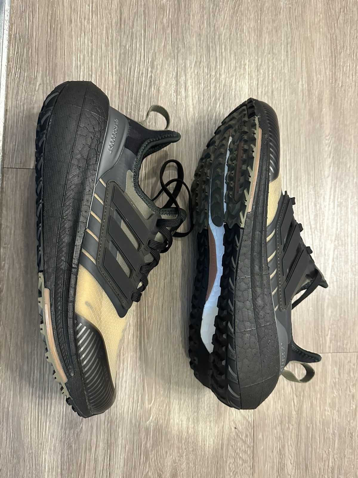 Adidas Ultraboost Light GORE-TEX Size US 7.5 / EU 40-41 - 6 Thumbnail