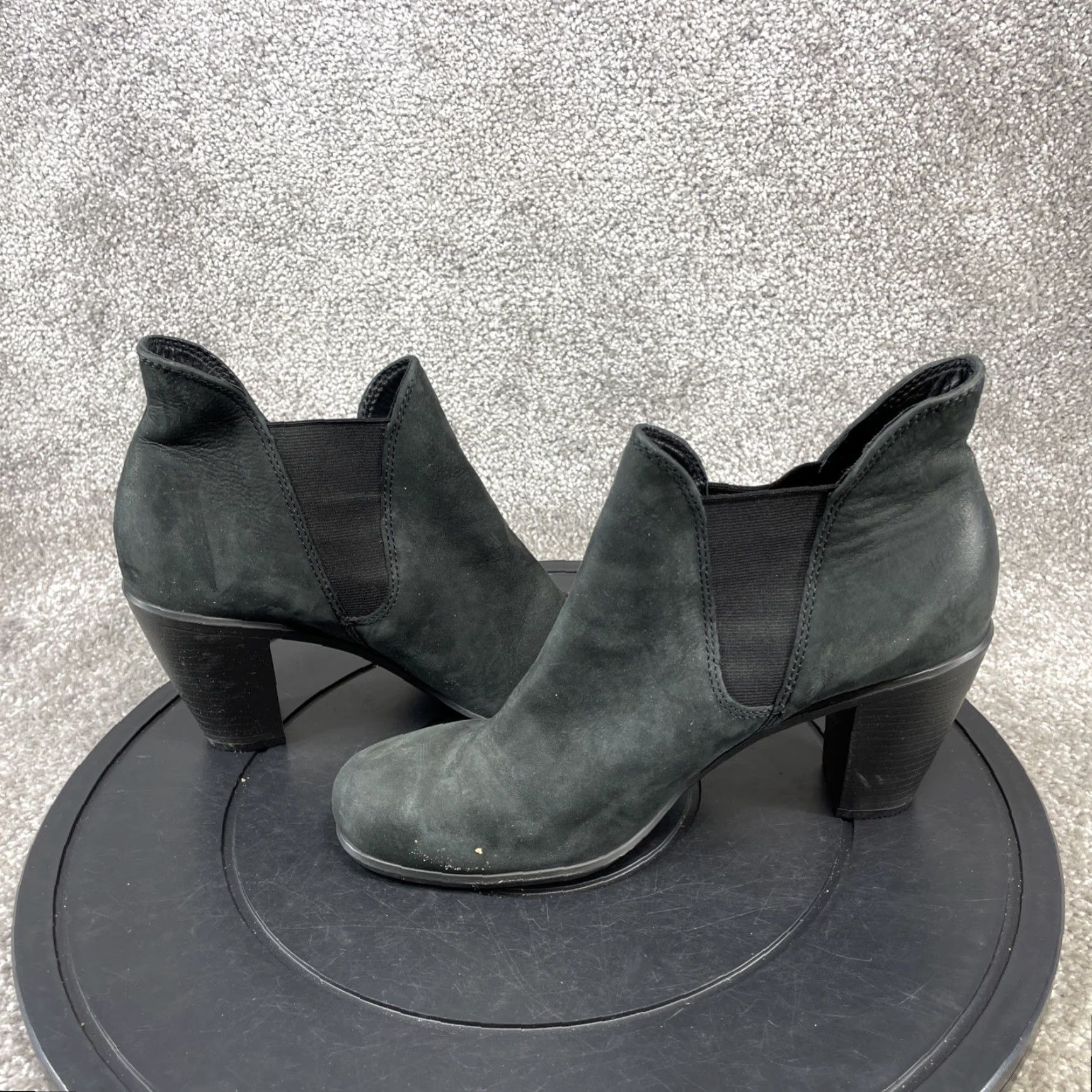 Ecco VINTAGE ECCO Chelsea Boots Women Size 39 EU 8.5 US Gray Leather Ankle High Block Heel Outdoor Fall Winter Size US 8.5 / IT 38.5 - 7 Thumbnail