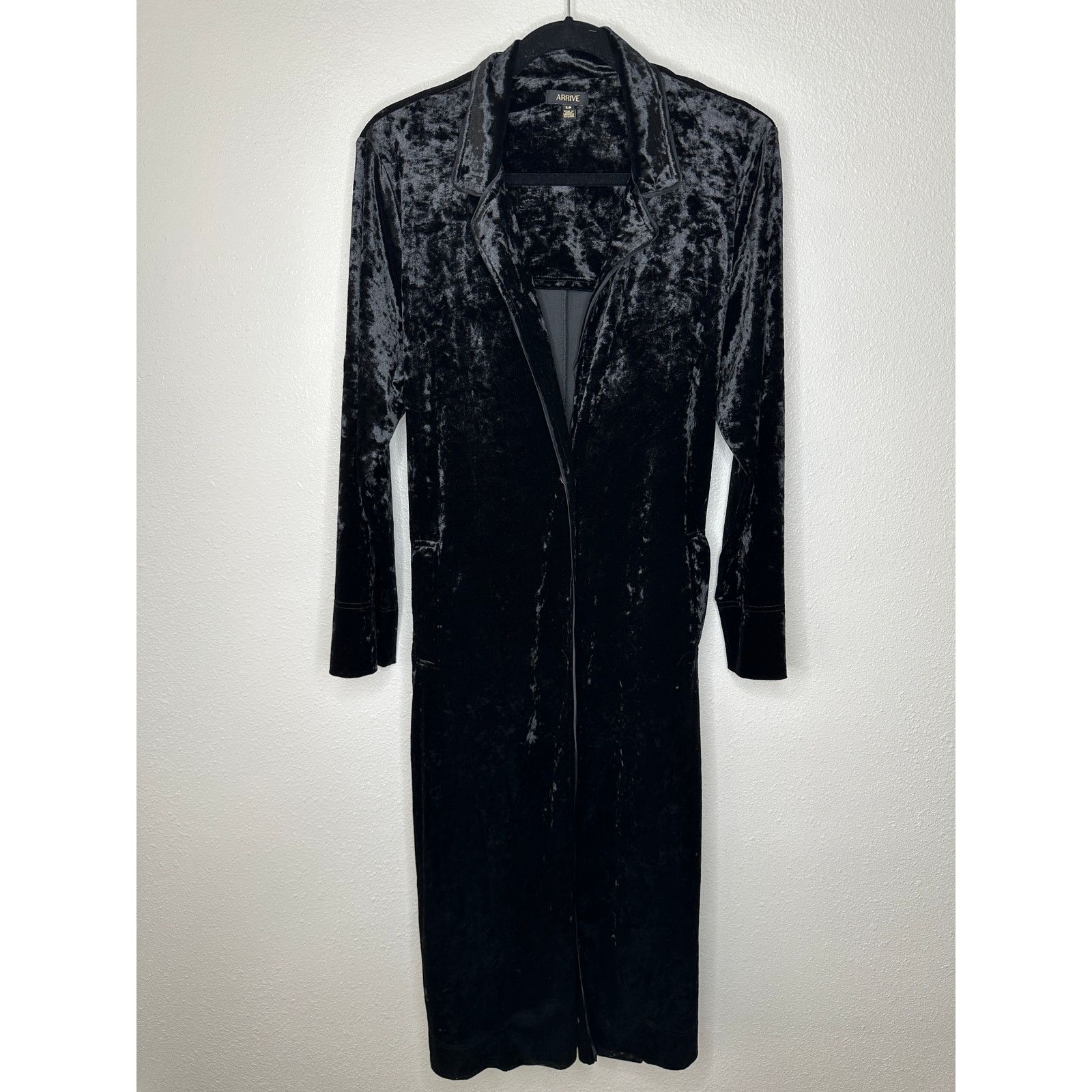 Other Arrive Black Velour Button Long Sleeve Tie Midi Dress Small Size S / US 4 / IT 40 - 1 Thumbnail