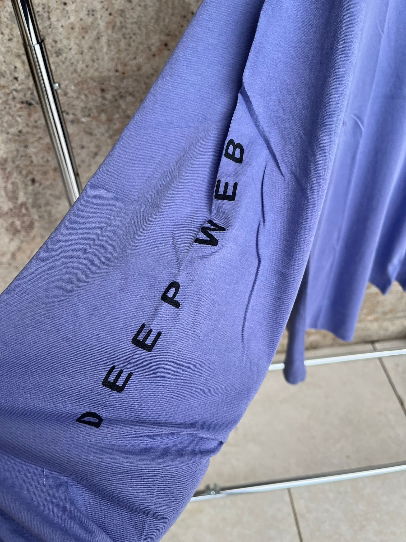 Vetements Surfer Logo T-Shirt LS in Violet Size US M / EU 48-50 / 2 - 9 Thumbnail