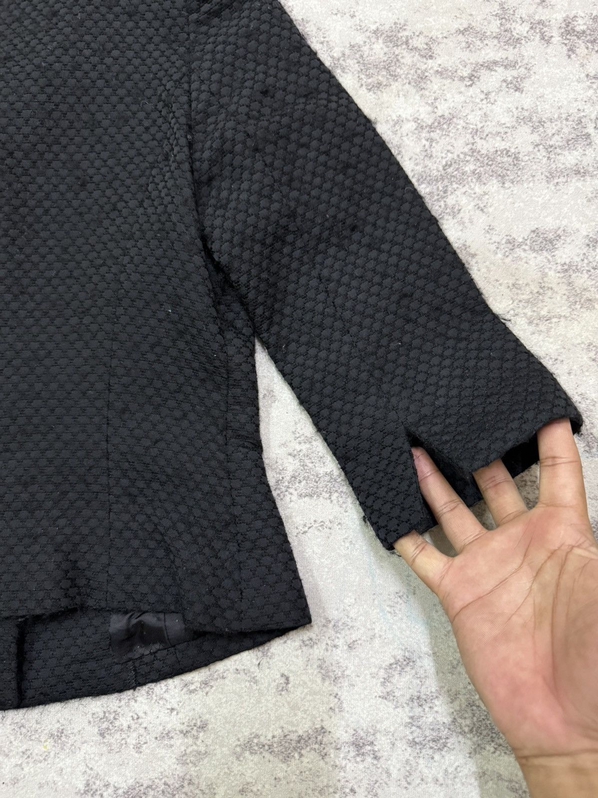Balmain BALMAIN BLACK TEXTURED JACKET FUR COLLAR THREE QUARTER SLEVE Size XS / US 0-2 / IT 36-38 - 13 Thumbnail