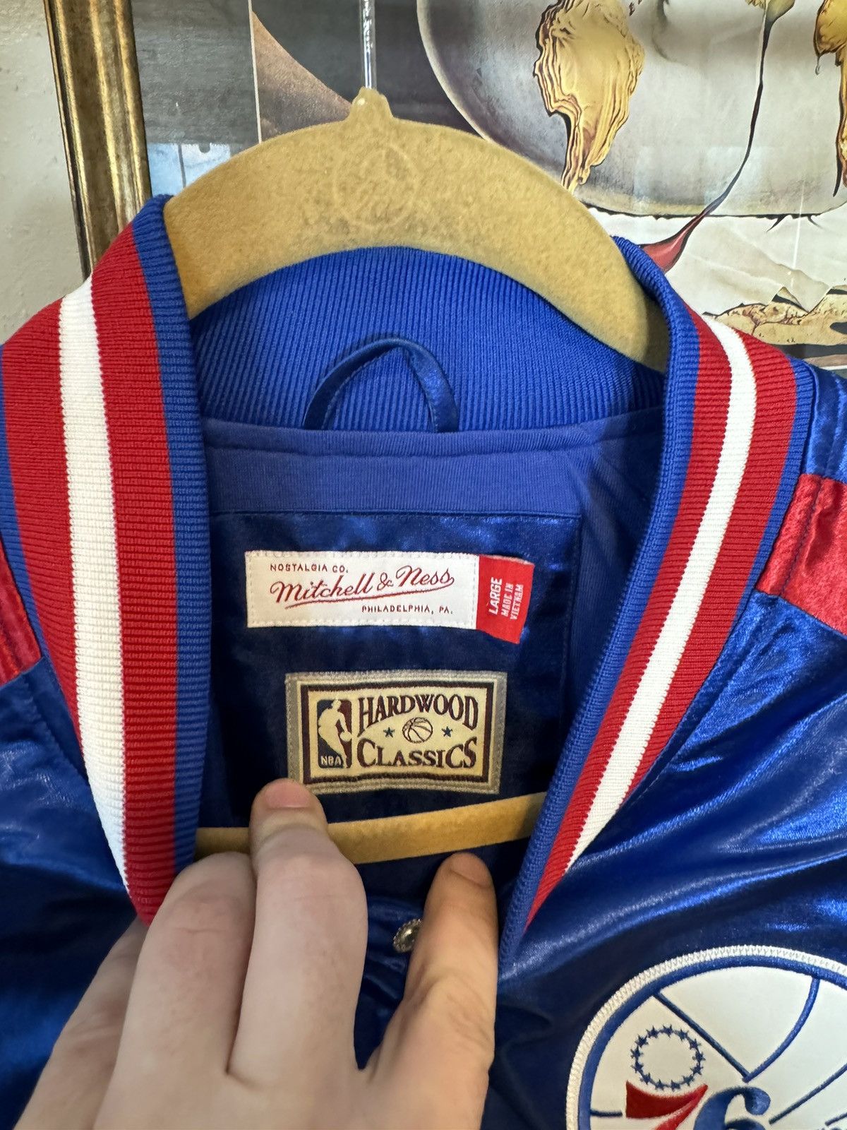 Mitchell & Ness Mitchell & Ness NBA Philadelphia 76ers Satin Bomber Jacket Size US L / EU 52-54 / 3 - 6 Thumbnail