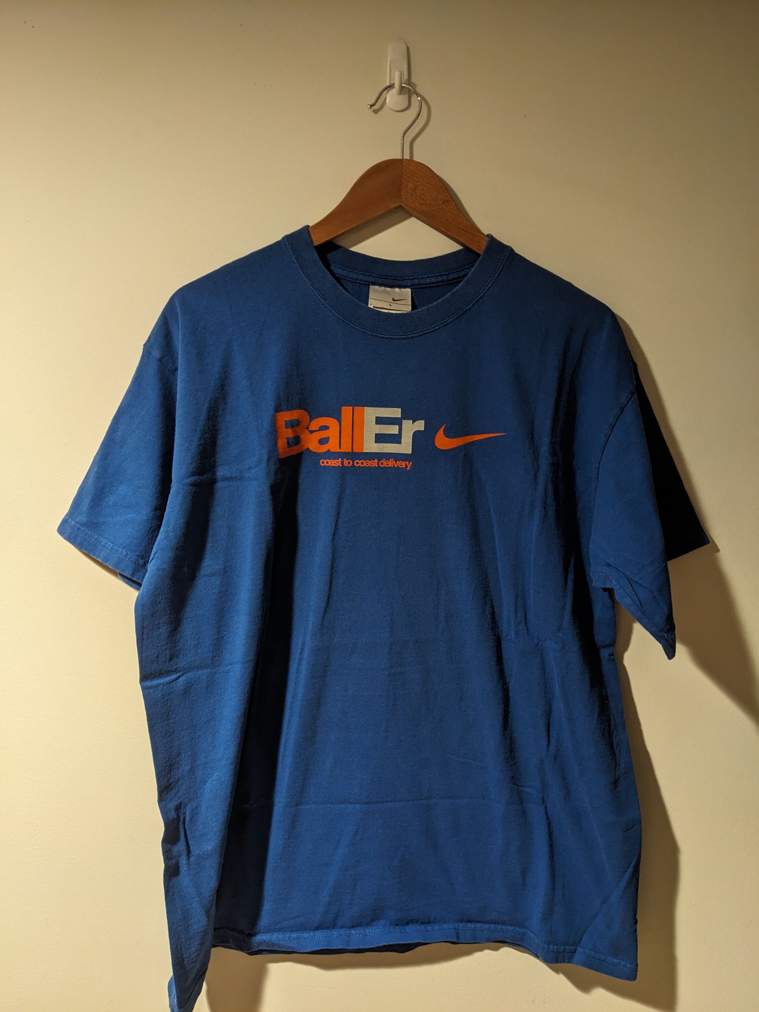 Vintage Y2K Nike Fed Ex Spoof Swoosh Basketball T-Shirt