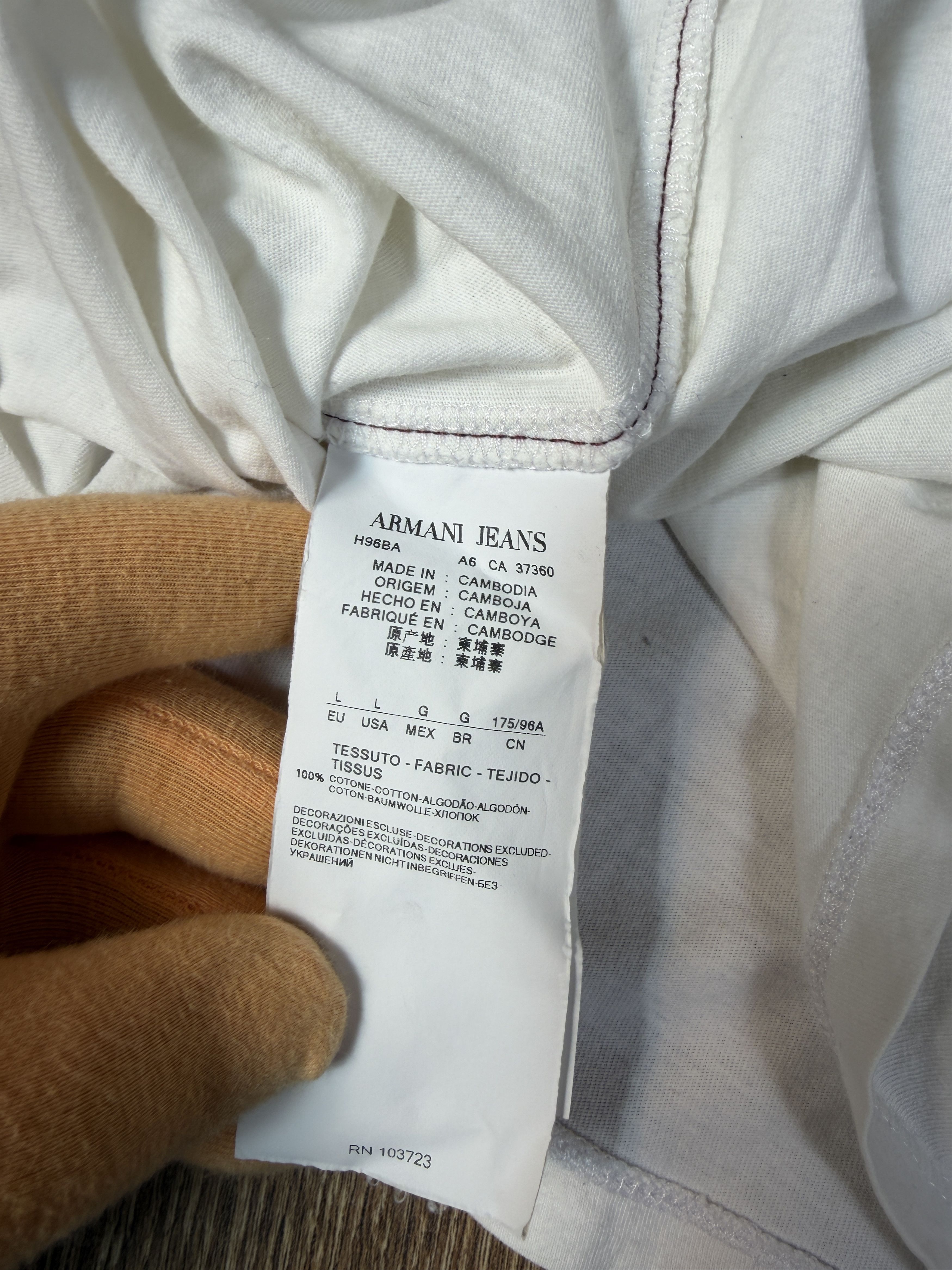 Armani armani jeans logo print t shirt size L Size US L / EU 52-54 / 3 - 6 Thumbnail