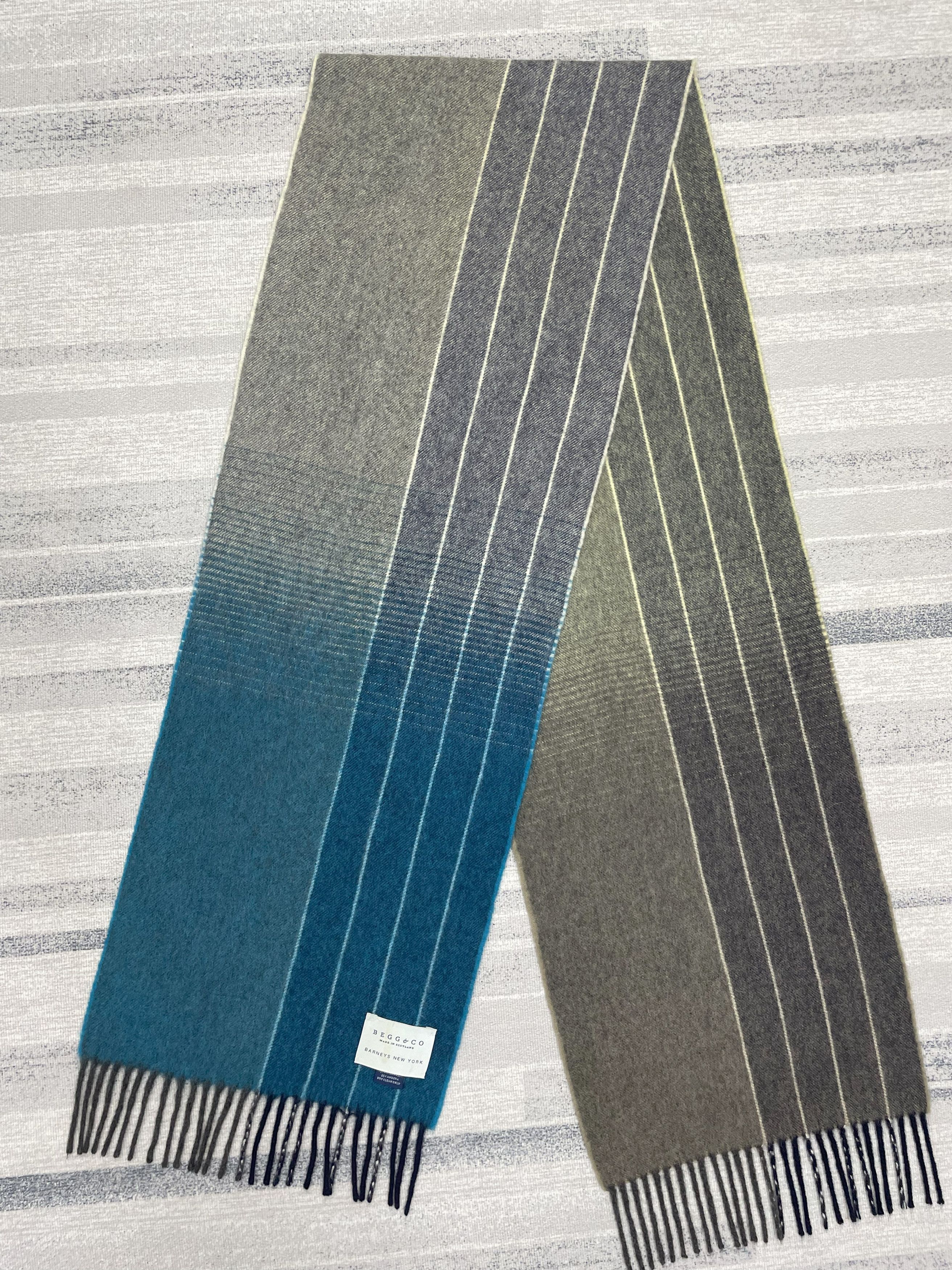 Barneys New York Barneys New York Scarf / Muffler - 6229 Size ONE SIZE - 4 Thumbnail