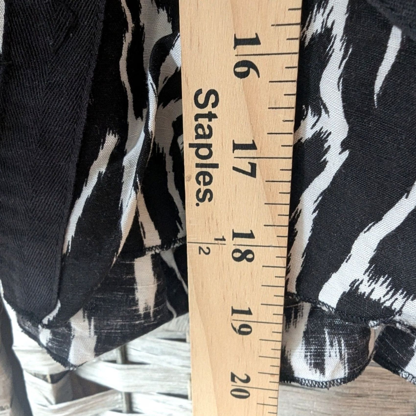 Vintage VINTAGE_Abstract Animal Print Mini Skirt Linen Blend Ruffle Zebra Size 4 Size 27" / US 4 / IT 40 - 5 Thumbnail