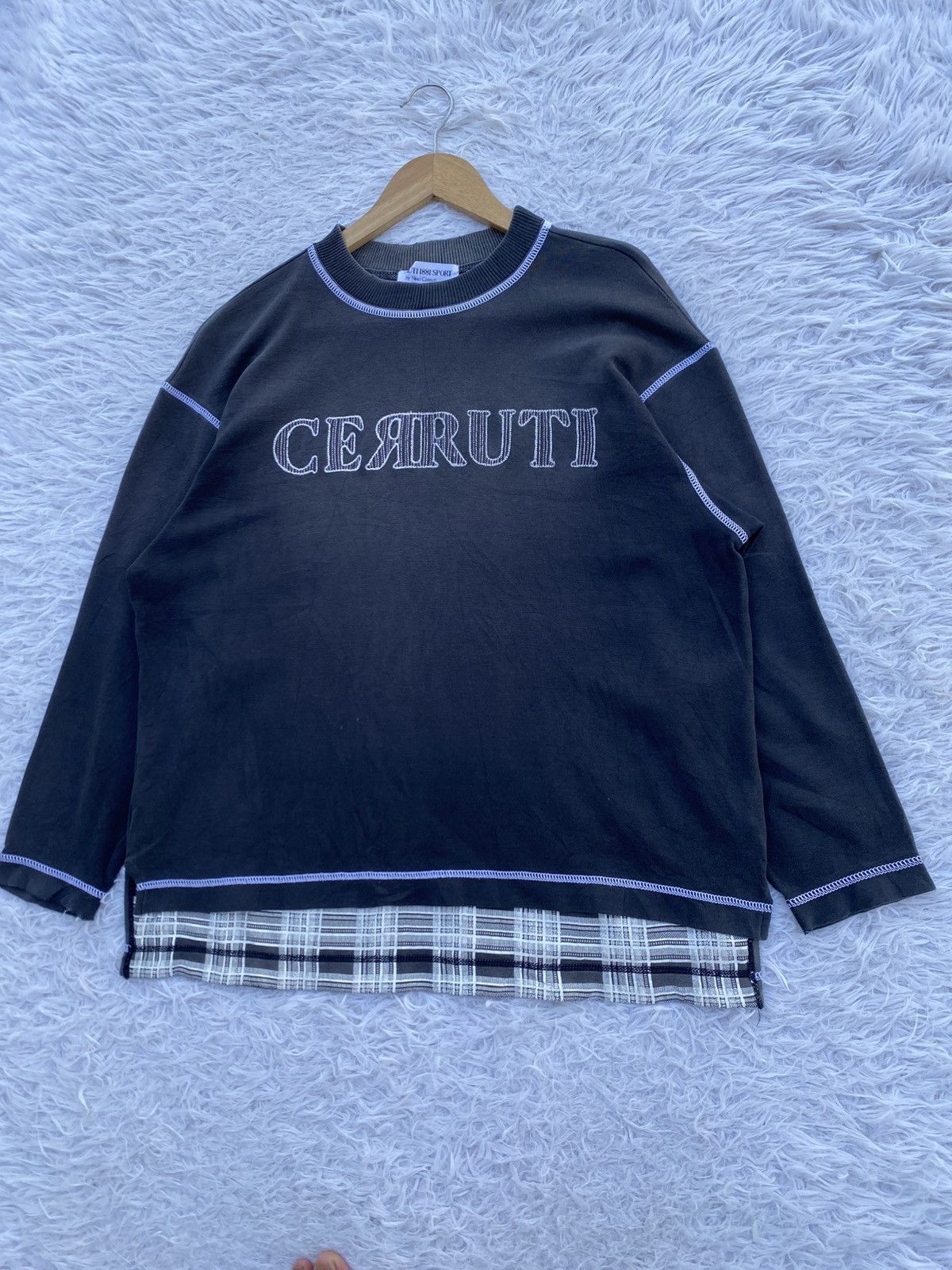Cerruti 1881 Rare Vintage Cerrutti 1881 Sports Spellout Sweater Size US M / EU 48-50 / 2 - 4 Thumbnail