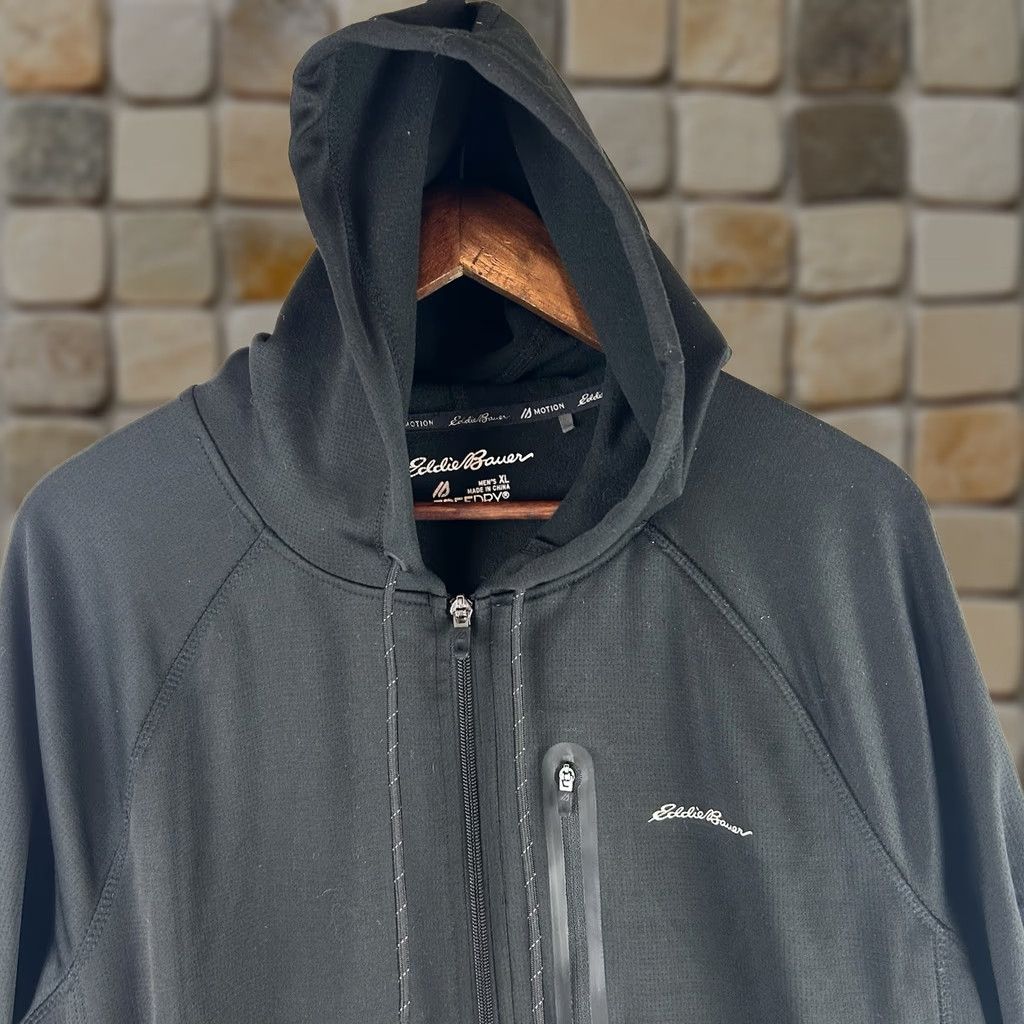 Eddie Bauer Eddie Bauer FREEDRY Men's XL Jacket Full Zip Performance Outerwear Logo Softshell Windbreaker Outerwear Logo Zip Black Mens regular Size US XL / EU 56 / 4 - 1 Thumbnail