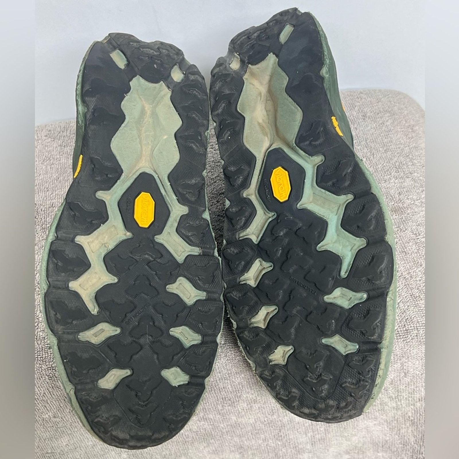 Hoka Hoka Speedgoat 5 Trail Shoes Olive Green - Men’s Size 11 D Size US 11 / EU 44 - 8 Thumbnail