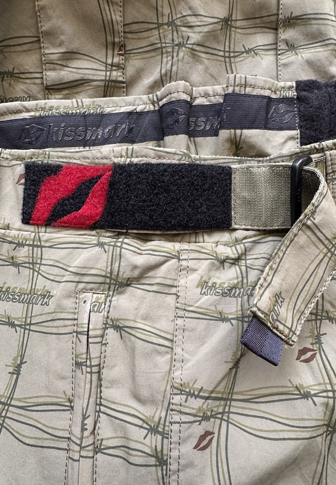 Japanese Brand 2000's Kissmark - Barbed gorpcore outdoor pants Size US 29 - 22 Thumbnail