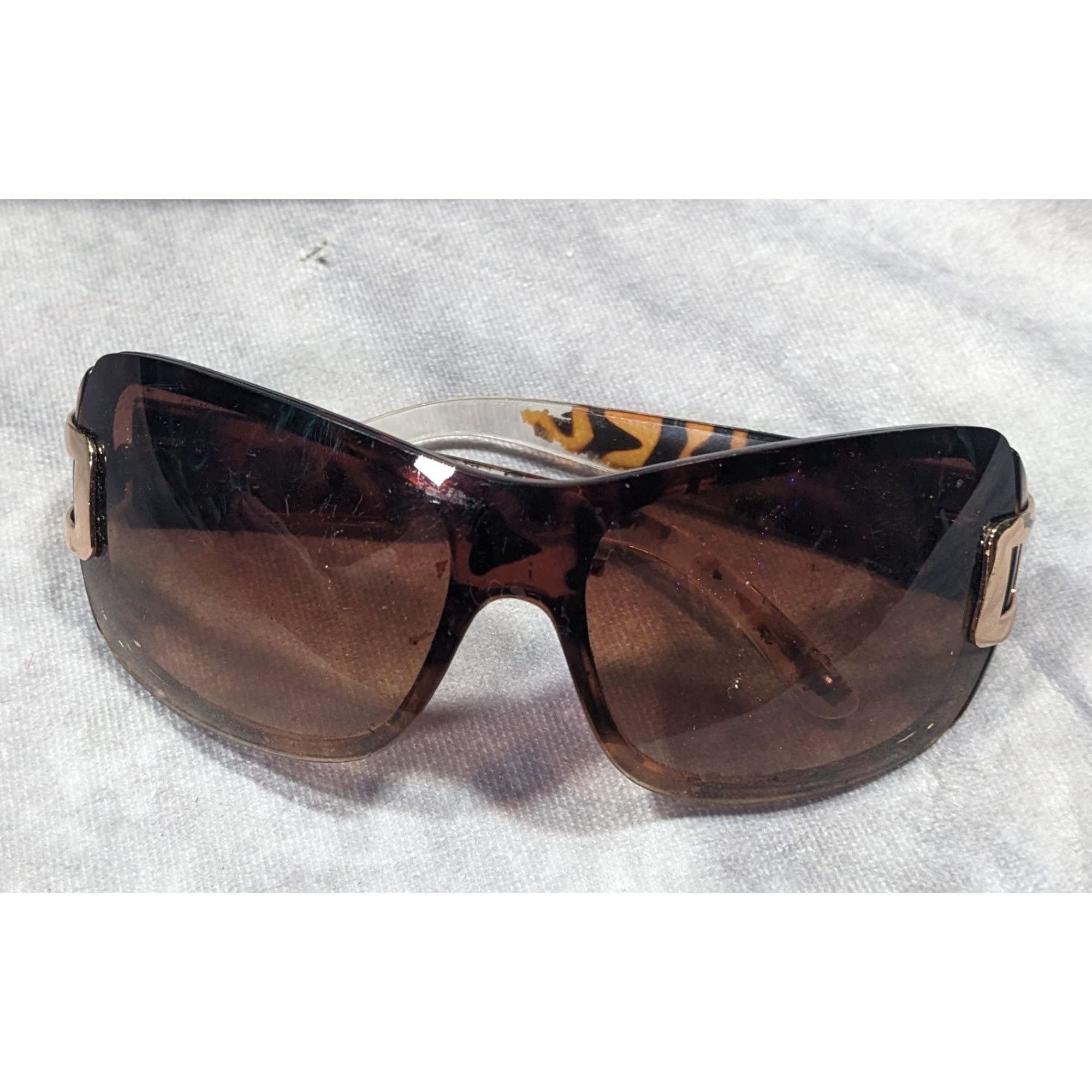 Steve Madden Steve Madden Preppy Retro Tortoise Sunglasses Size ONE SIZE - 10 Thumbnail