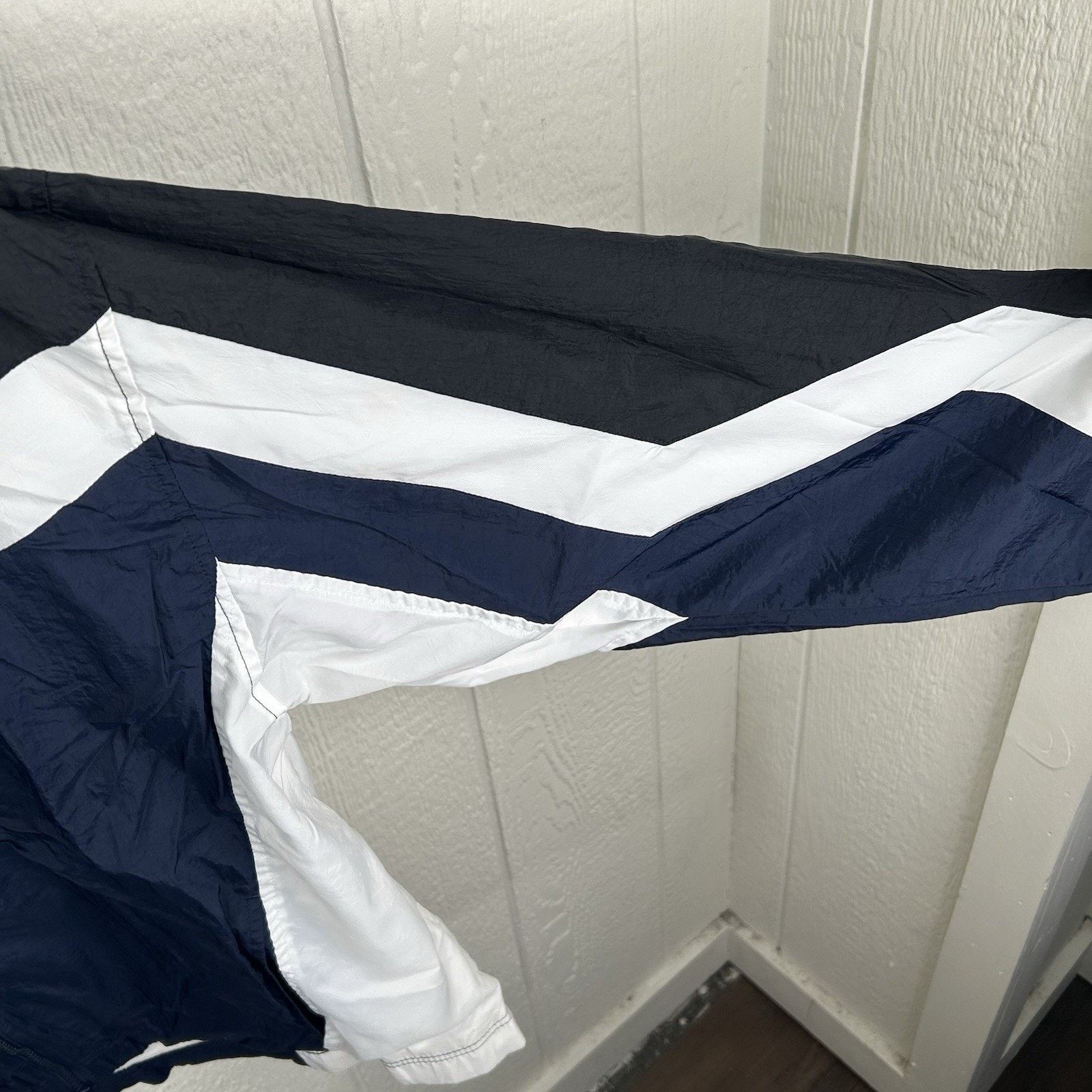 Nike 90’s Nike Full Zip Windbreaker Black White Navy Size XL Size US XL / EU 56 / 4 - 4 Thumbnail