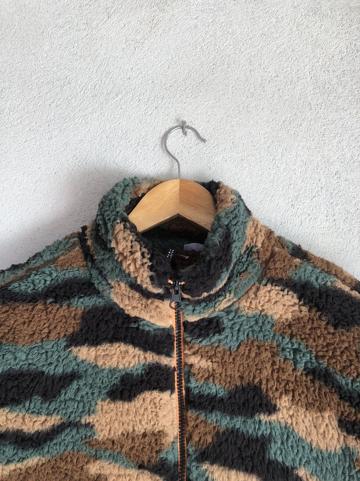 If Six Was Nine × Japanese Brand H&m Japanese Brand Camo Sherpa Fullzipper Jacket Size US M / EU 48-50 / 2 - 3 Thumbnail