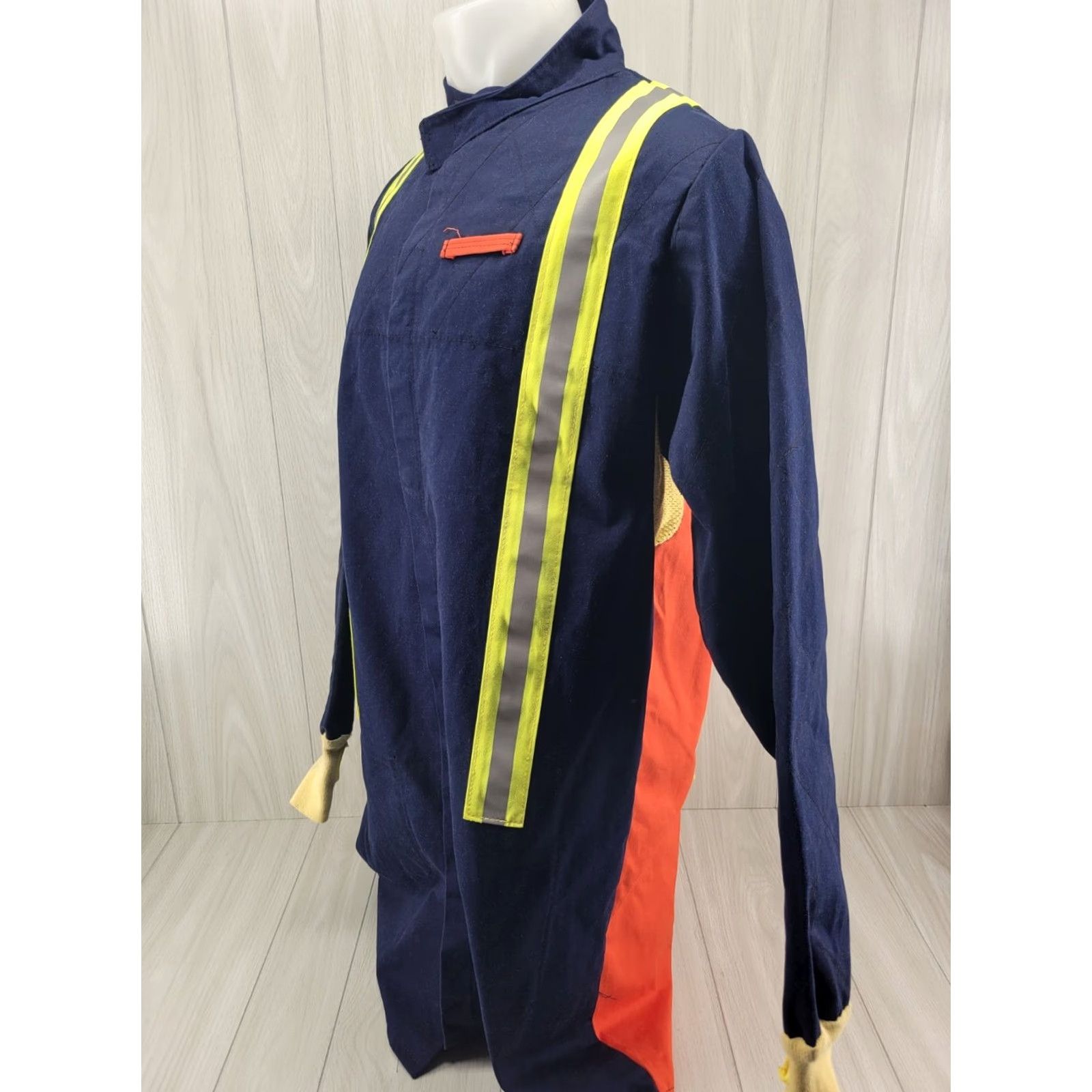 4SDESIGNS VINTAGE Quantum Designs Jacket Work Coat Men’s L Blue Reflective Flame Resistant Vented Jacket - Mens Large Workwear Size US L / EU 52-54 / 3 - 2 Thumbnail