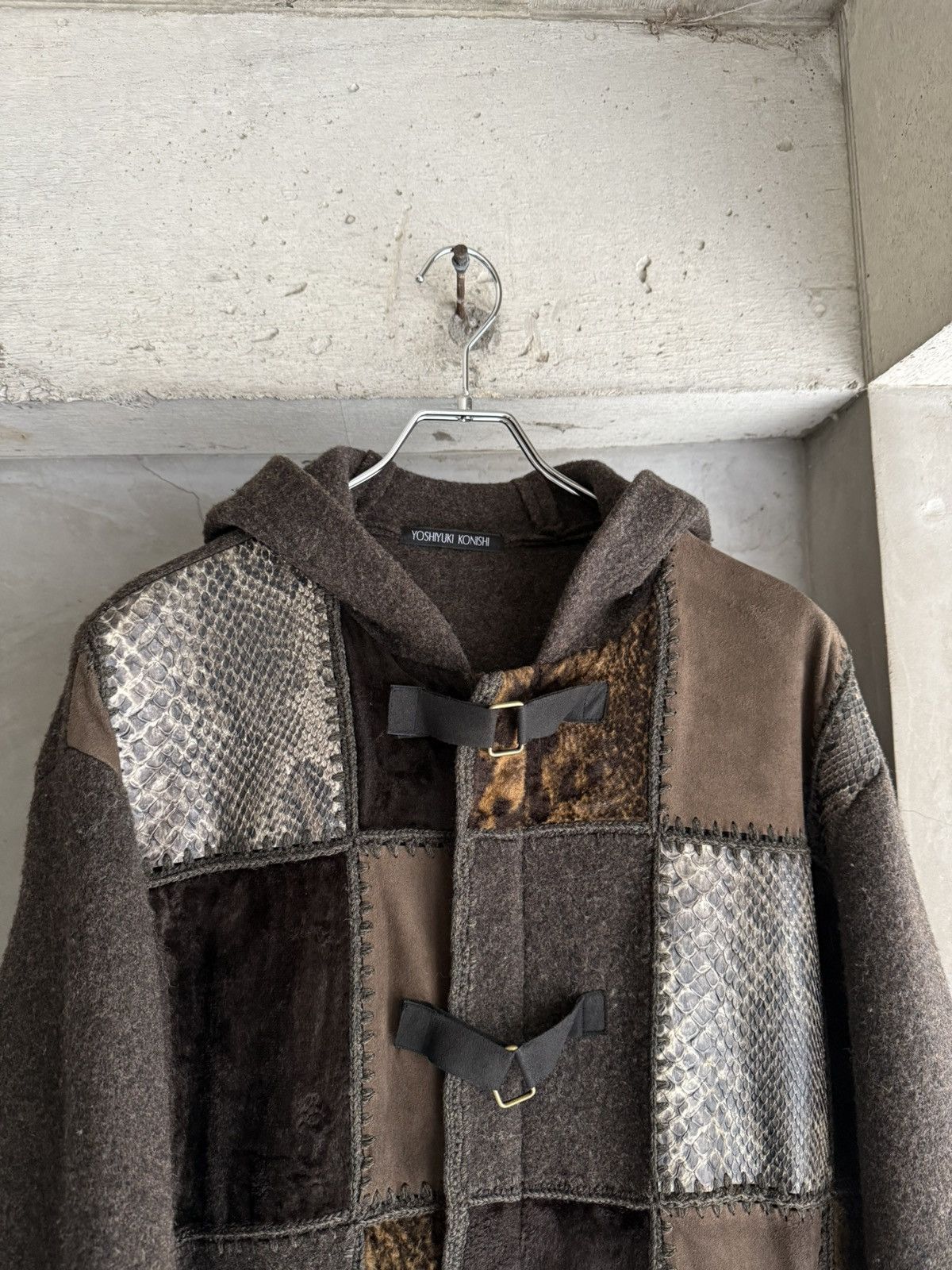 Yoshiyuki Konishi 90's YOSHIYUKI KONISHI Python Patchworks Hooded Long Coat Size US S / EU 44-46 / 1 - 3 Thumbnail