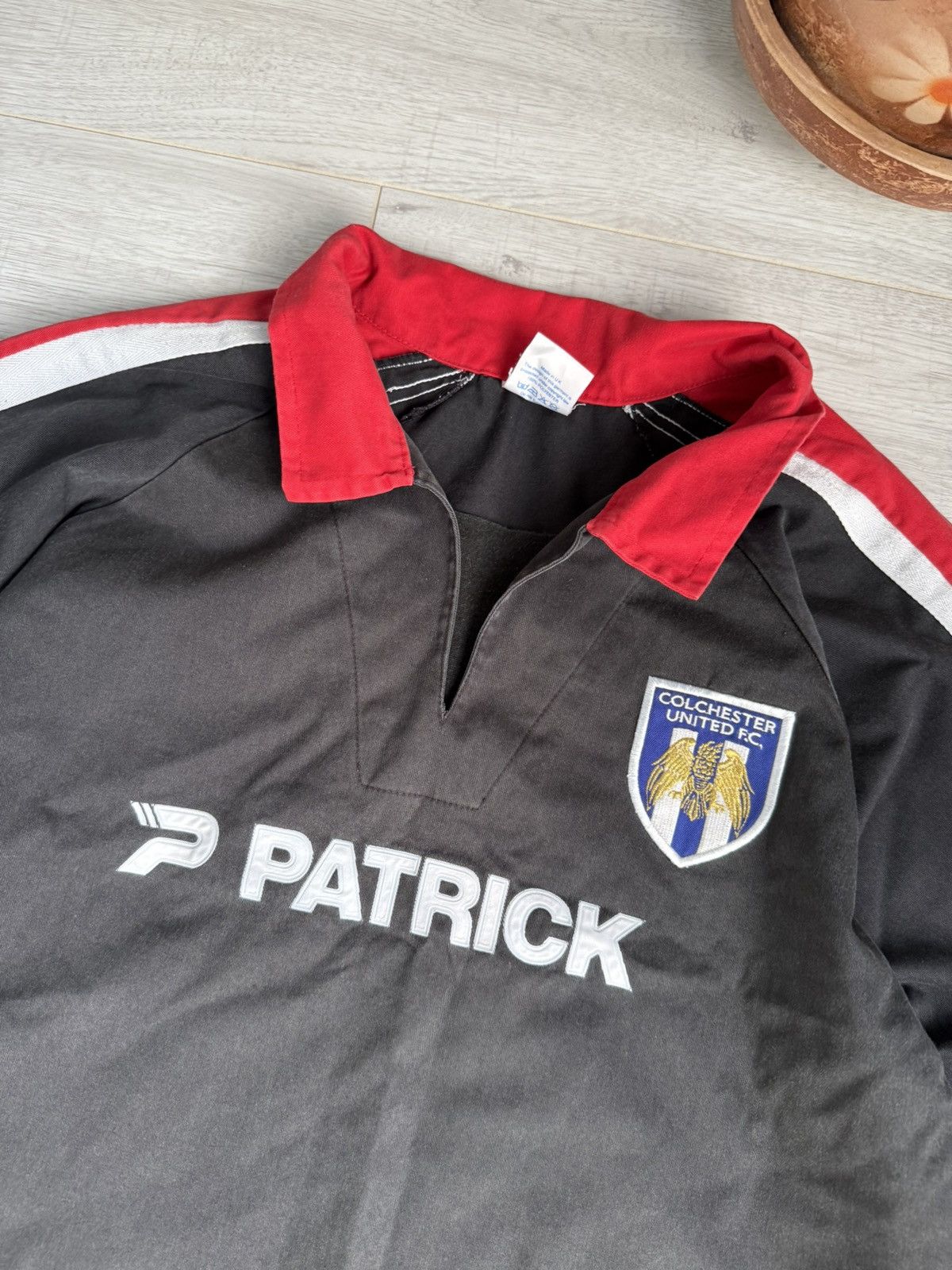 Other UK Colchester United patrick Soccer jersey 90’s shirt Size US L / EU 52-54 / 3 - 2 Thumbnail