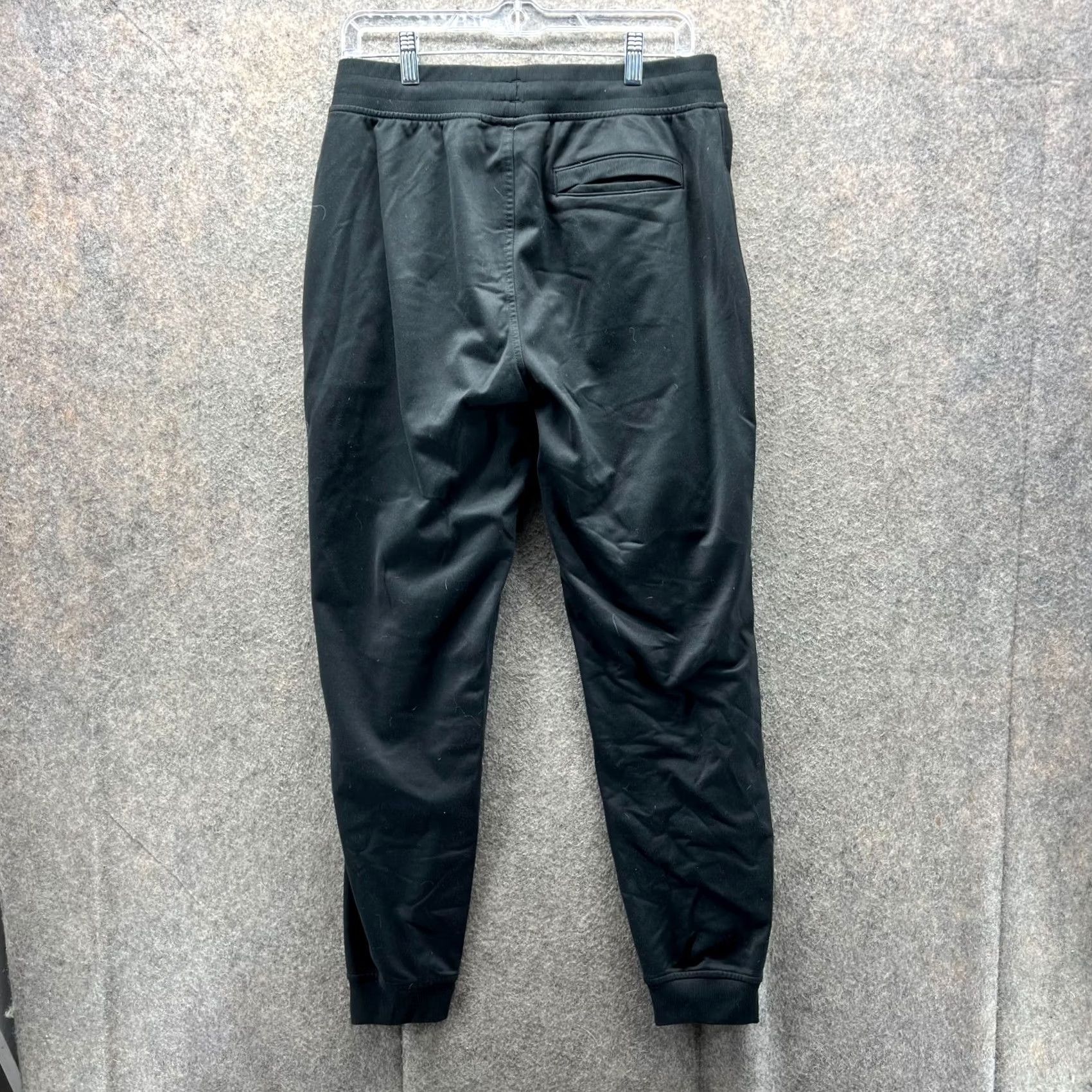Under Armour VINTAGE Under Armour Jogger Pants Men Large Black Fleece Athletic Slim Tapered Pockets 28in Inseam XL Regular Shoes? Size US 33 - 2 Thumbnail