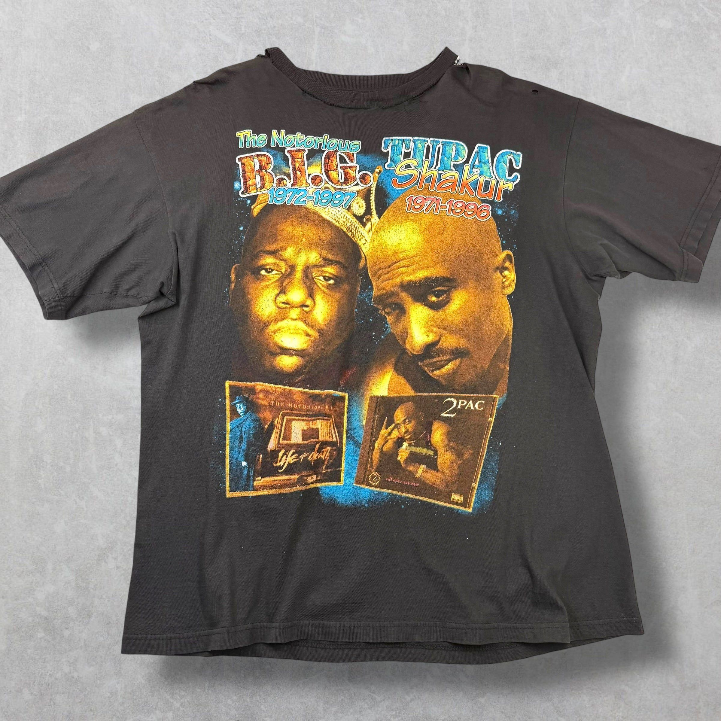 Vintage Vintage 90s Biggie Smalls Tupac Album Cover Rap Tee XL Size US XL / EU 56 / 4 - 1 Thumbnail
