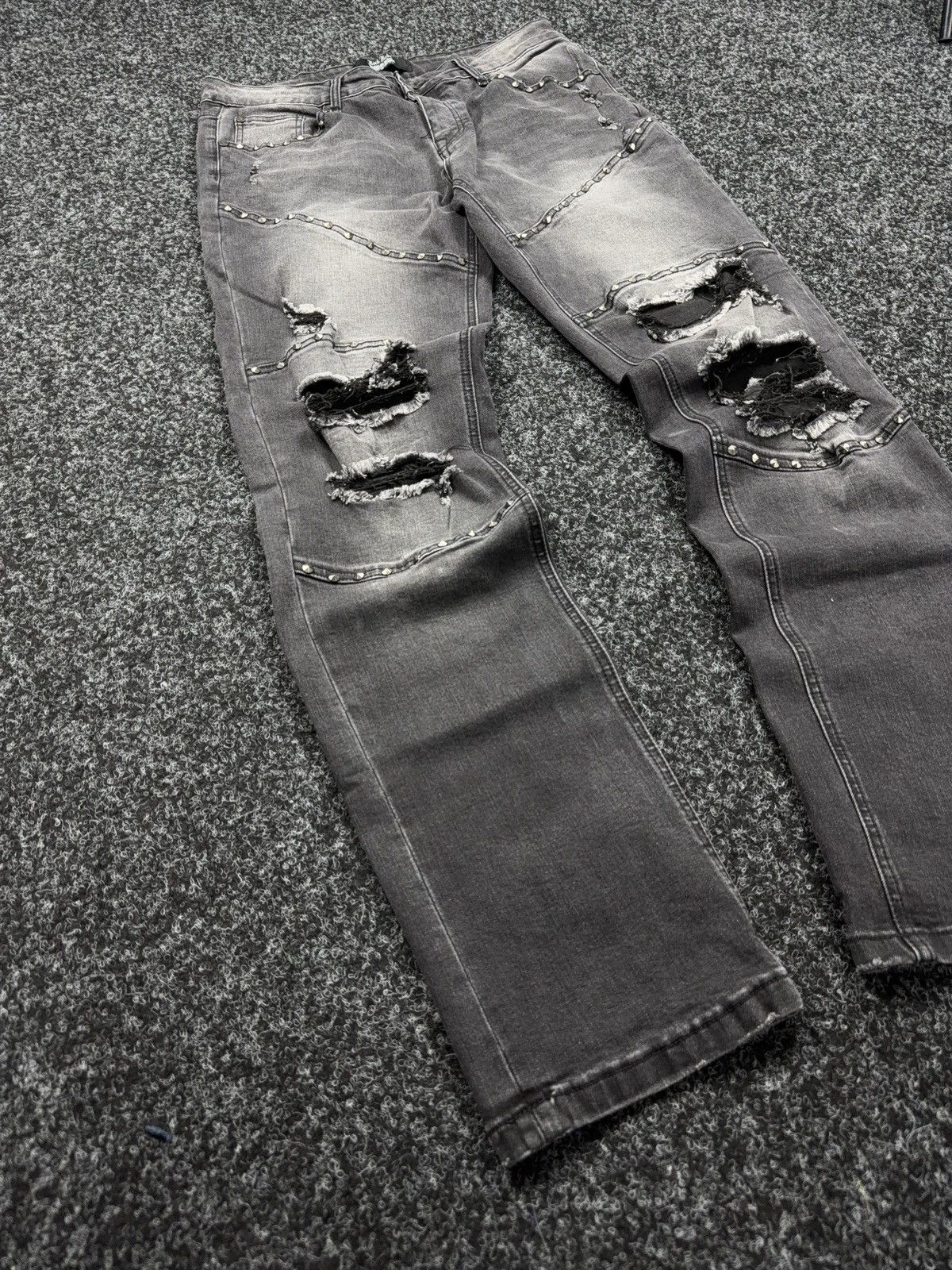 Le Grande Bleu (L.G.B.) Opium 00s Punk Rock Rebel Distressed Studded Biker Jeans Size US 31 - 2 Thumbnail